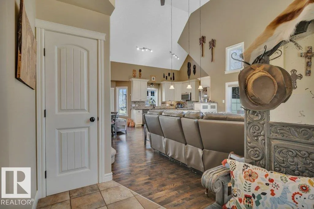 115 CRYSTAL SPRINGS Drive