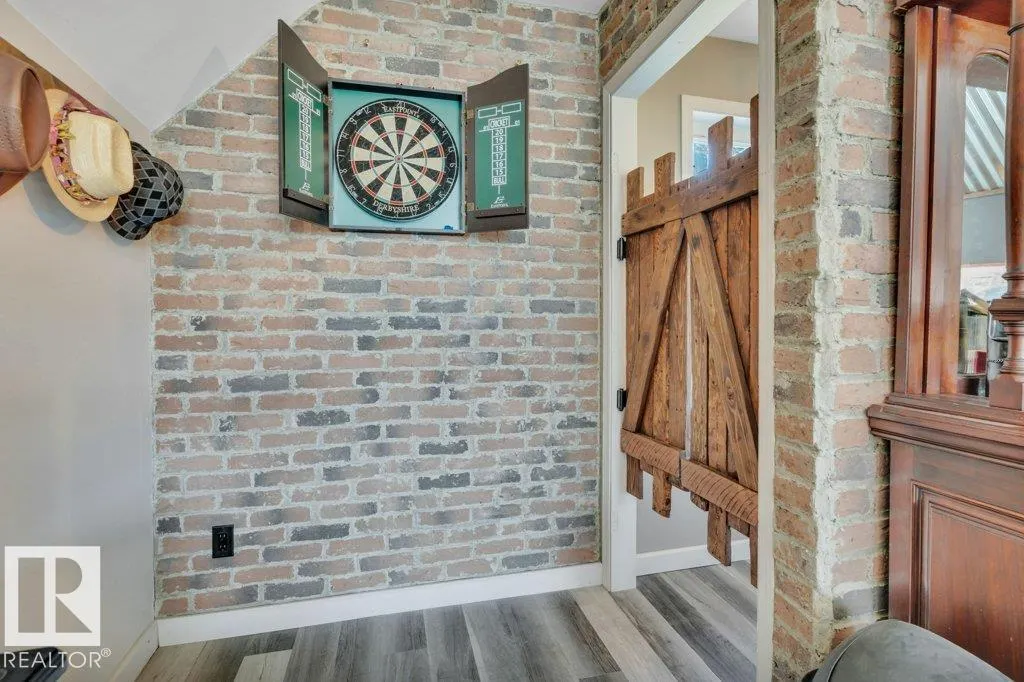 115 CRYSTAL SPRINGS Drive