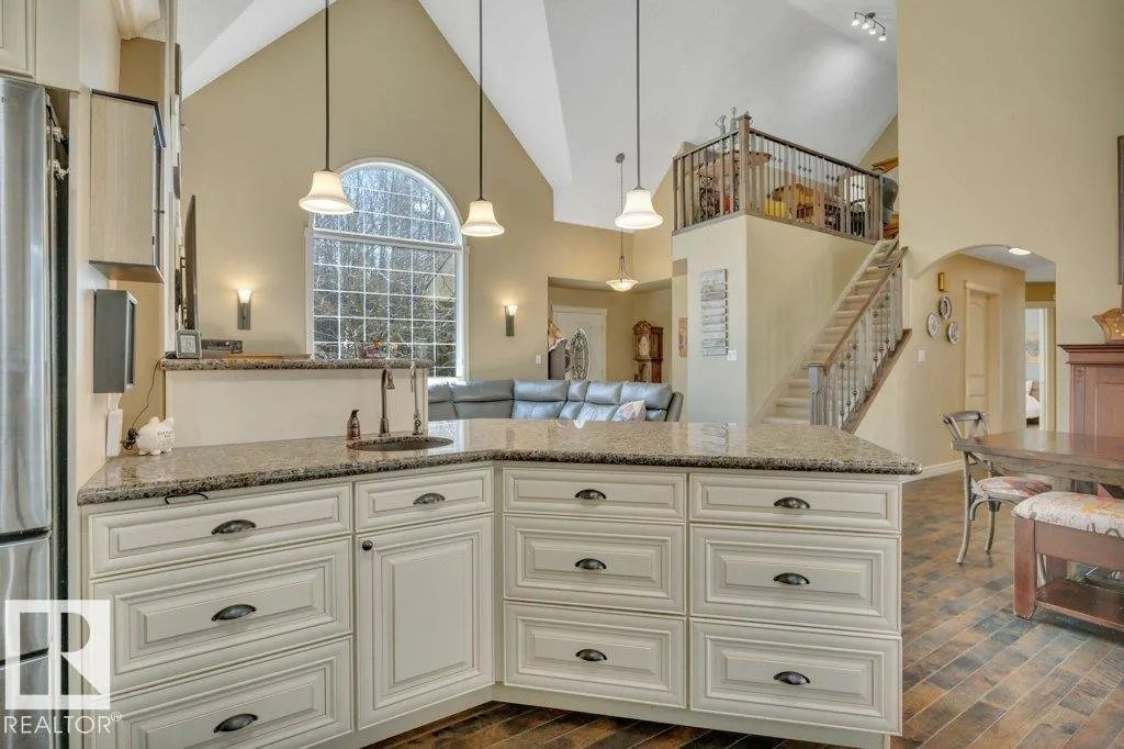 115 CRYSTAL SPRINGS Drive