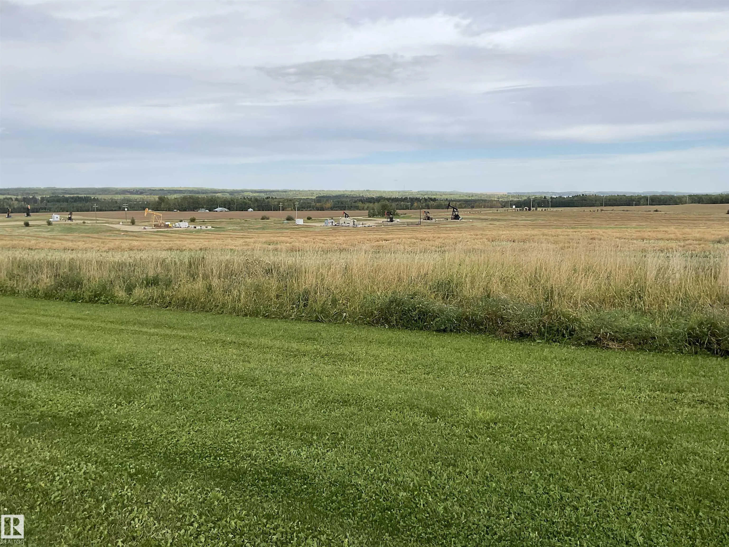 22031 Twp Rd 472