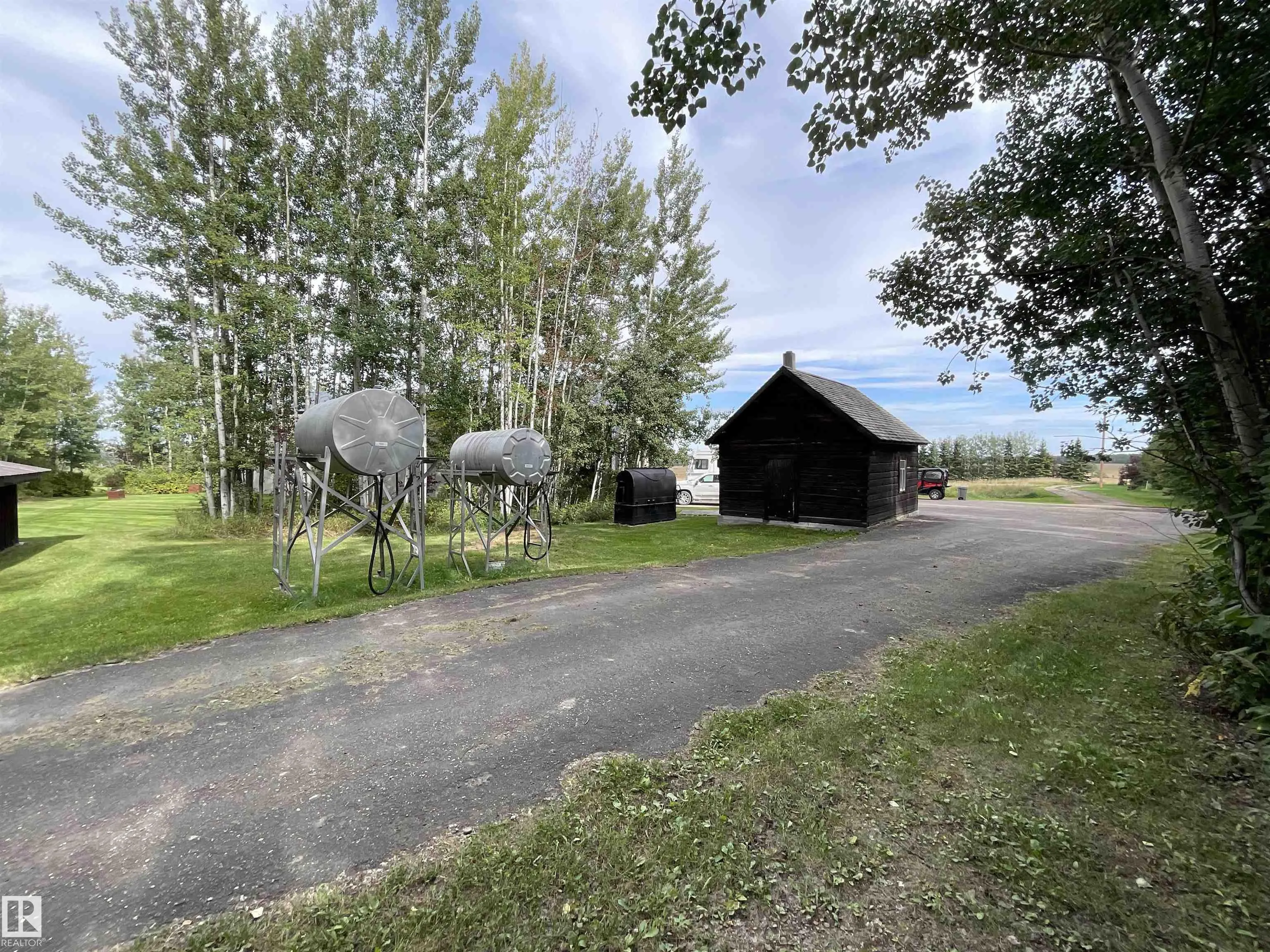 22031 Twp Rd 472