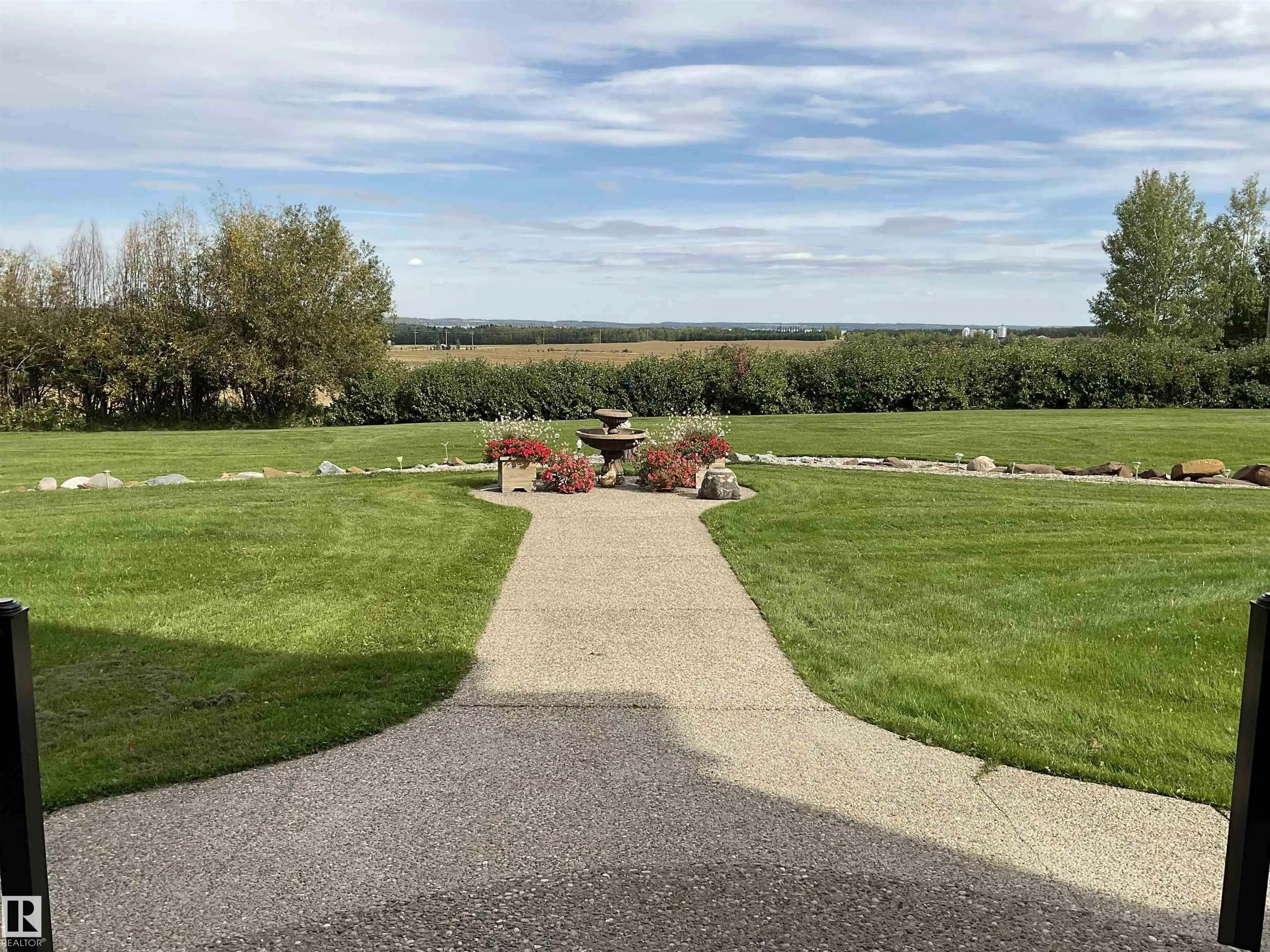 22031 Twp Rd 472