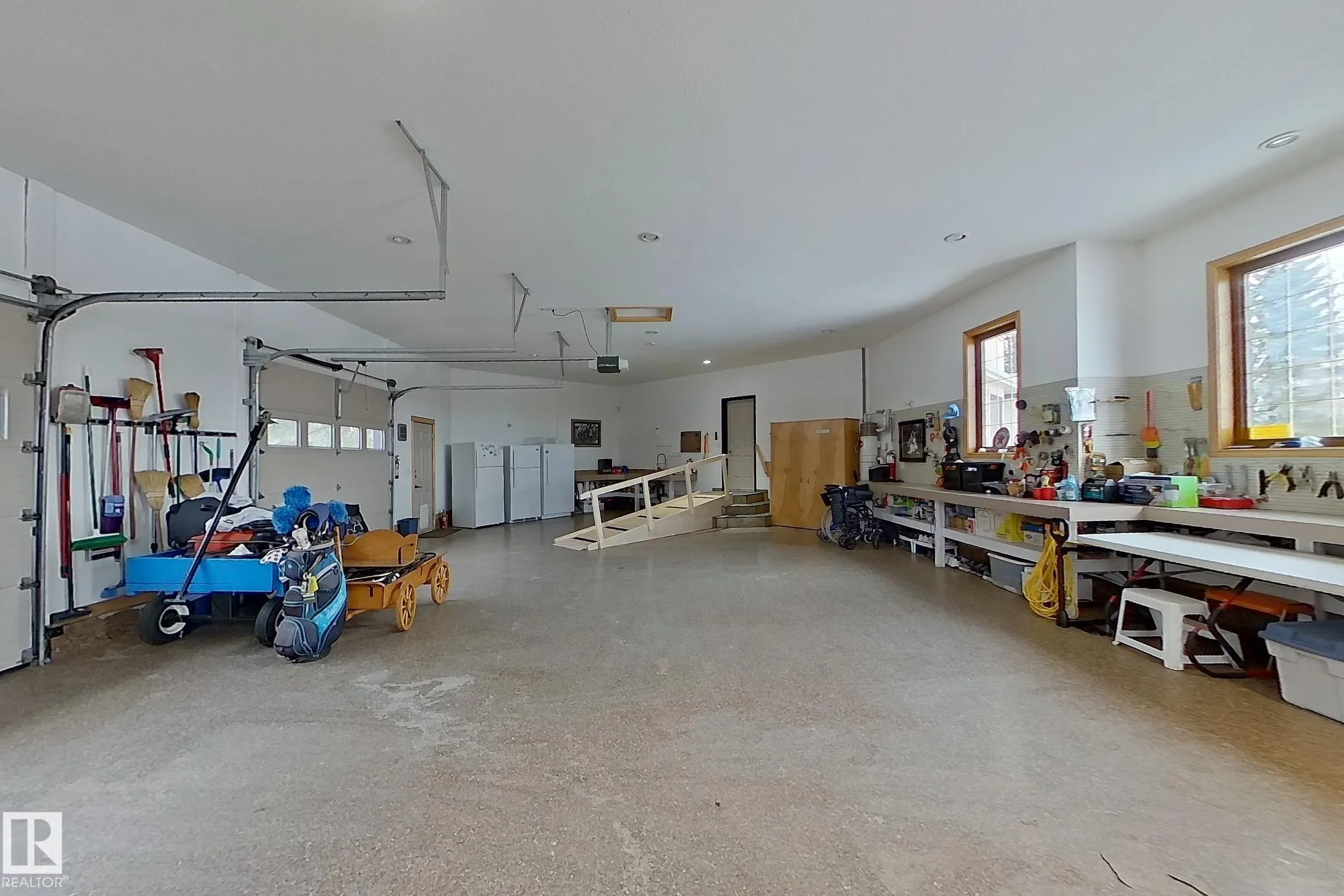22031 Twp Rd 472