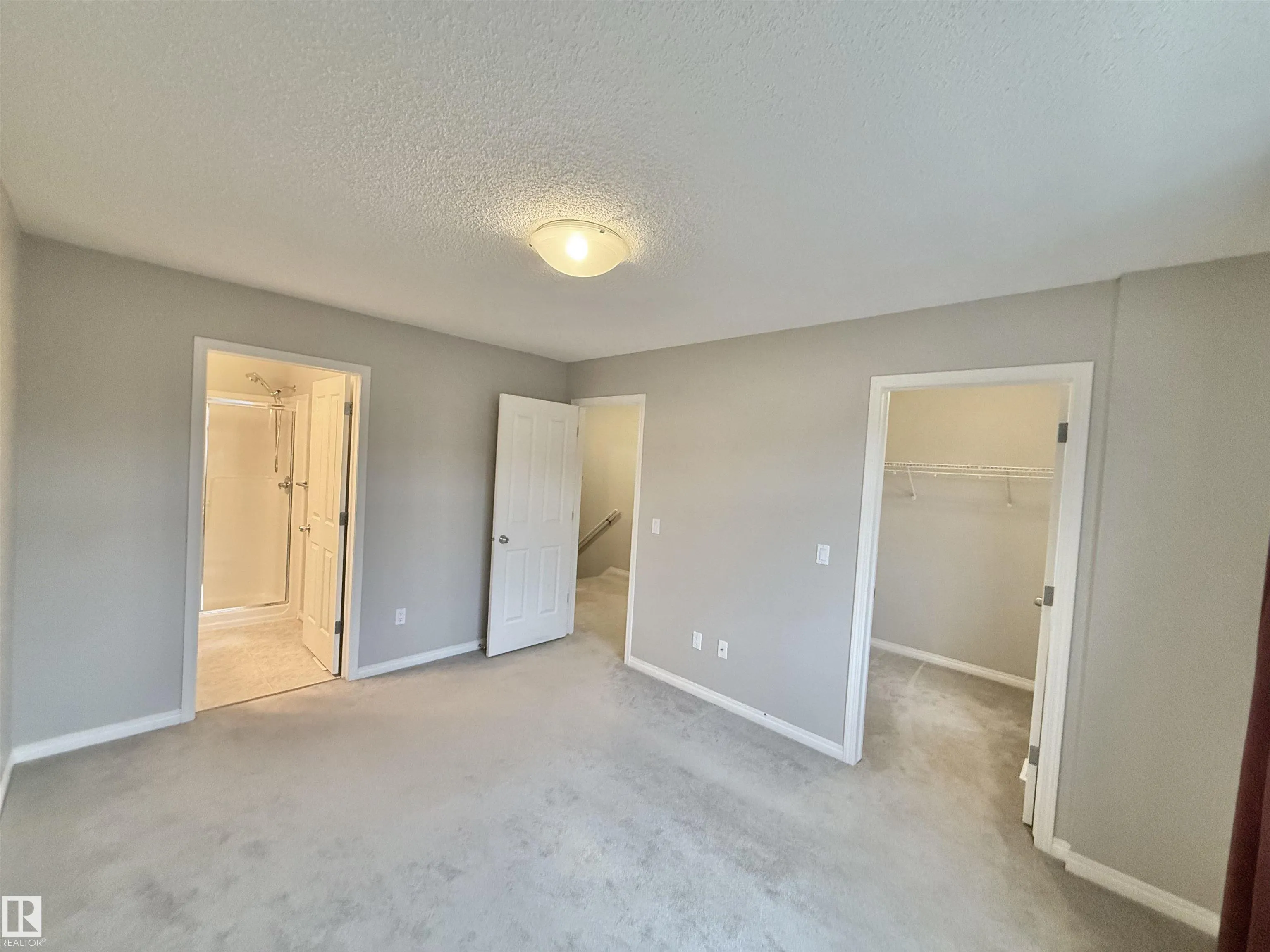 465 HEMINGWAY Road