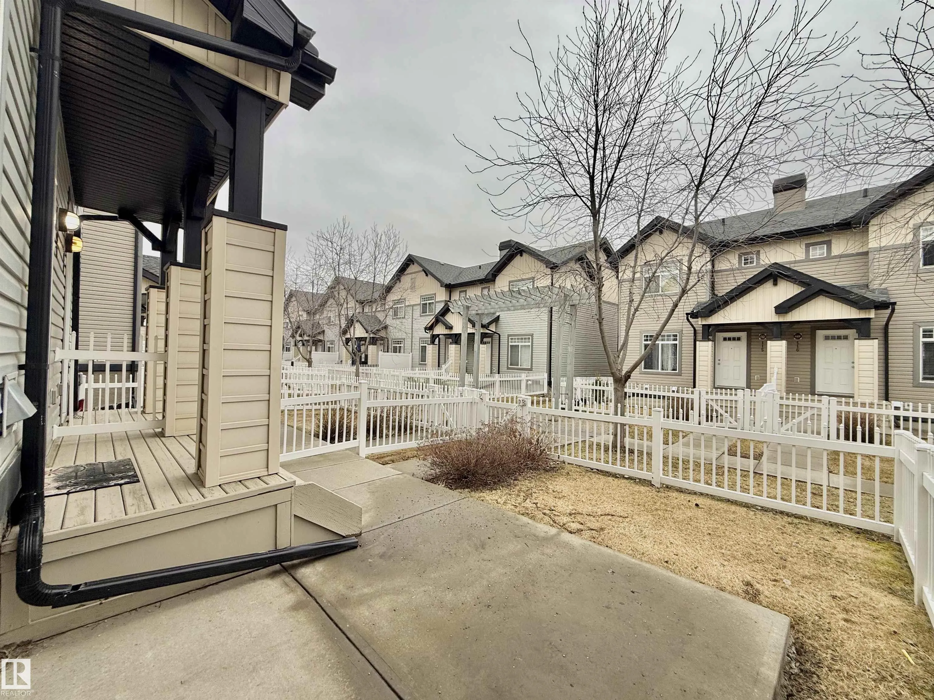 465 HEMINGWAY Road