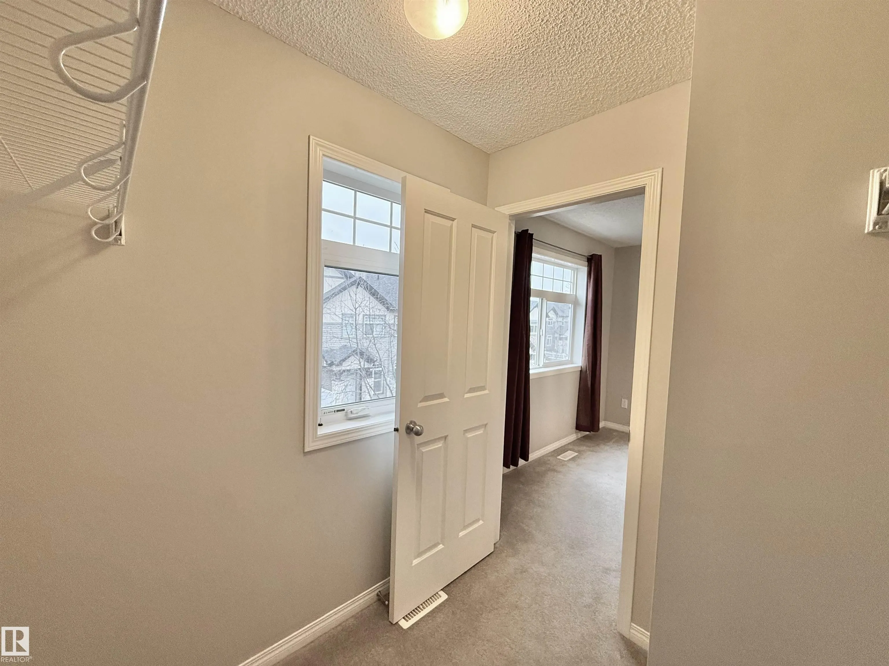 465 HEMINGWAY Road