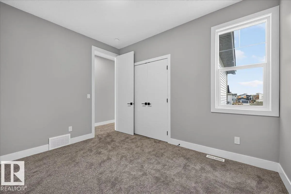 53 Mockingbird Cres