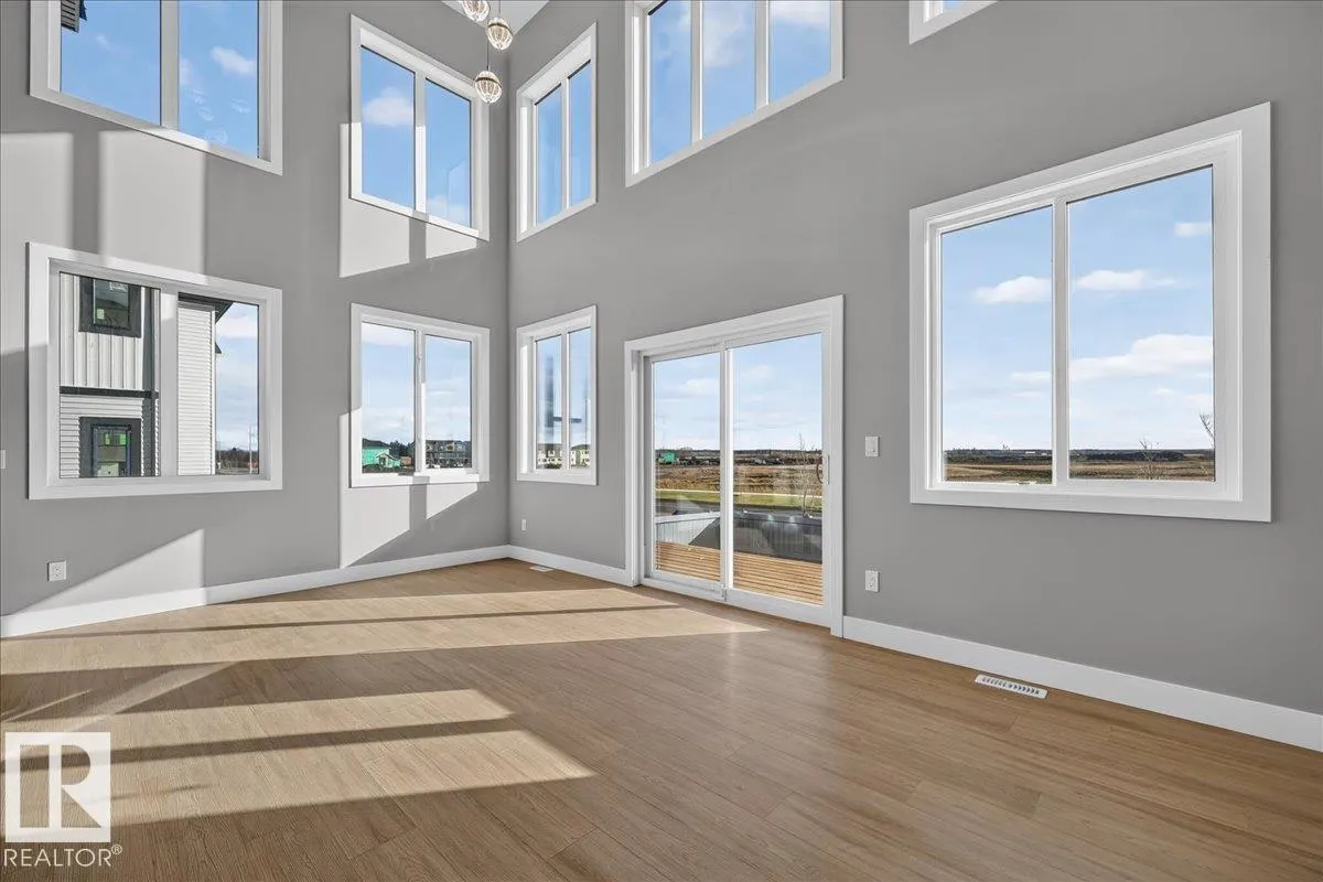 53 Mockingbird Cres