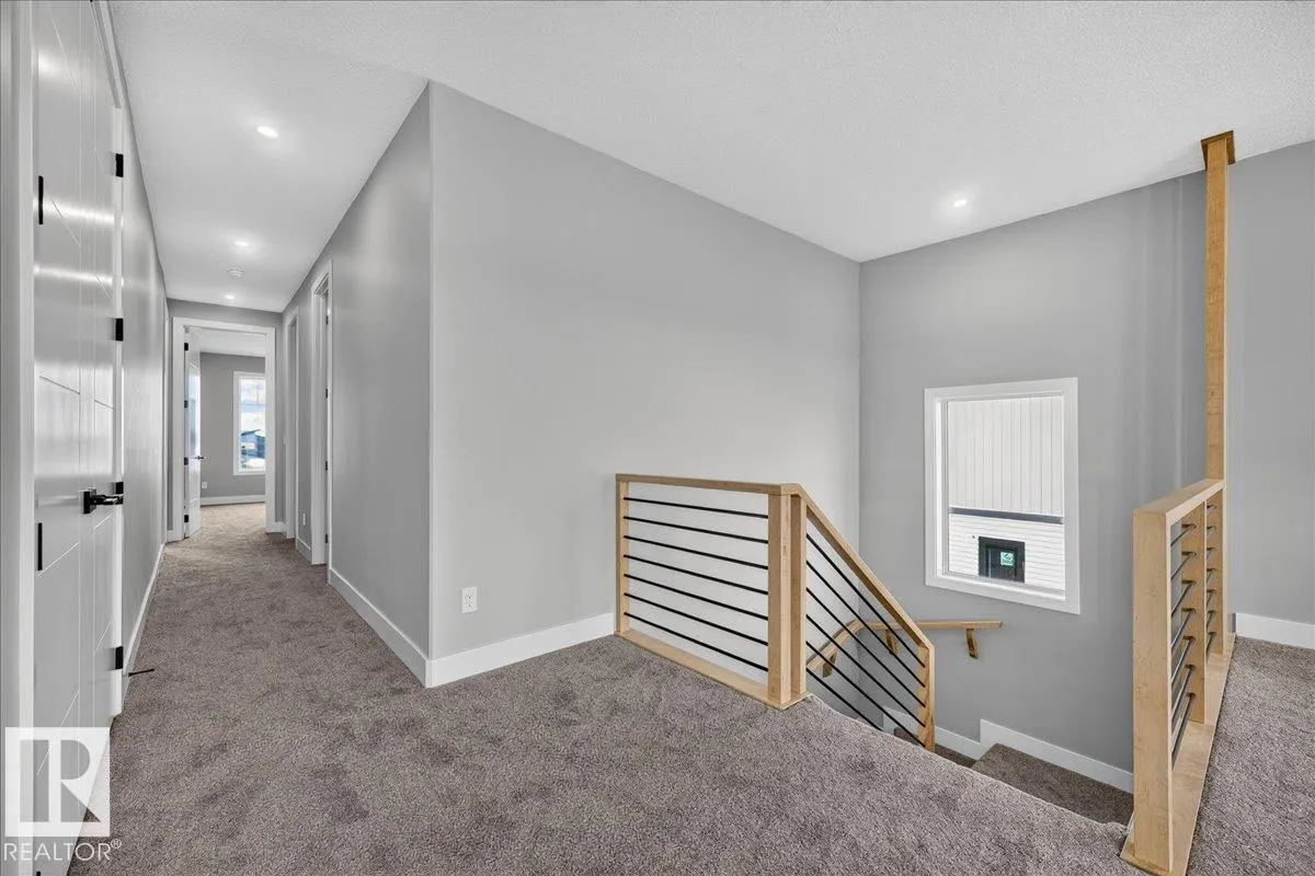 53 Mockingbird Cres