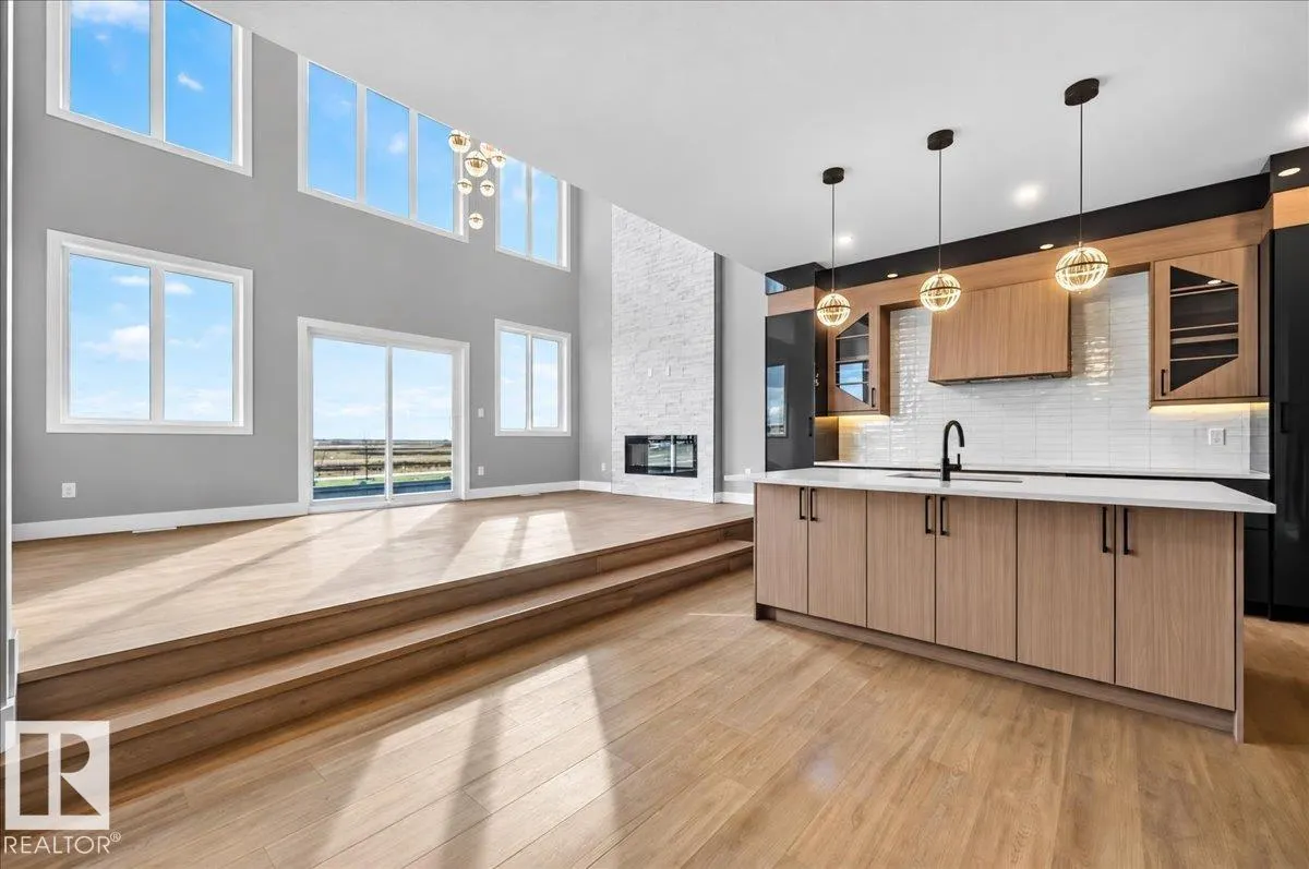 53 Mockingbird Cres