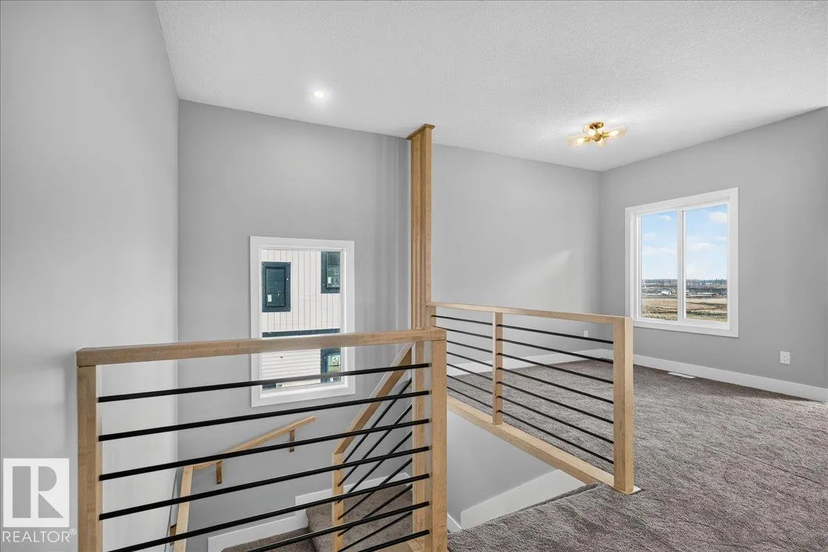 53 Mockingbird Cres