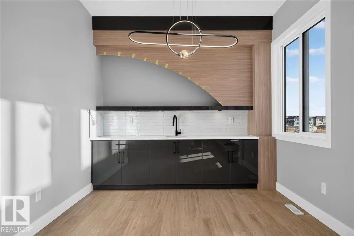 53 Mockingbird Cres