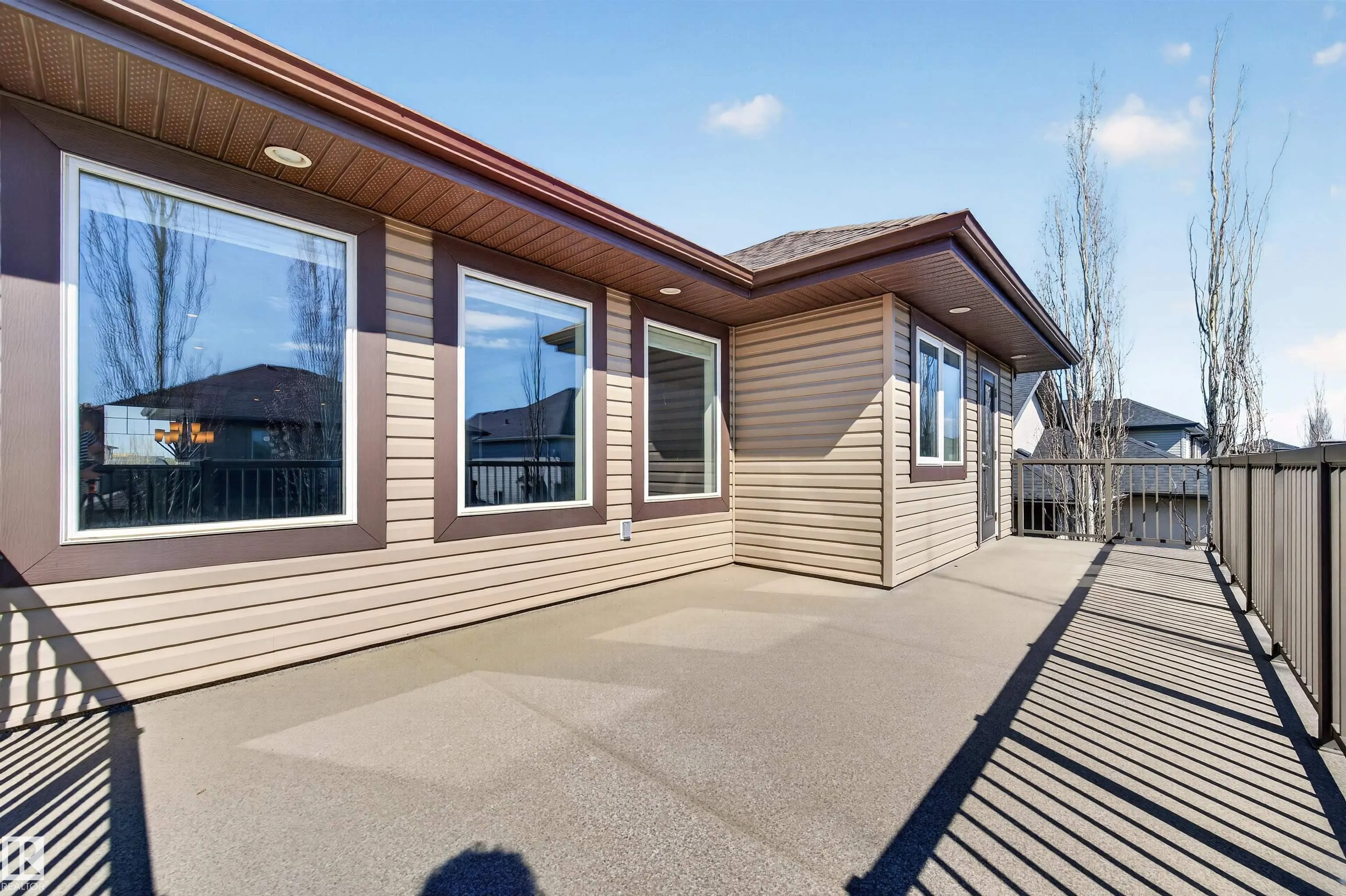 1254 ADAMSON Drive