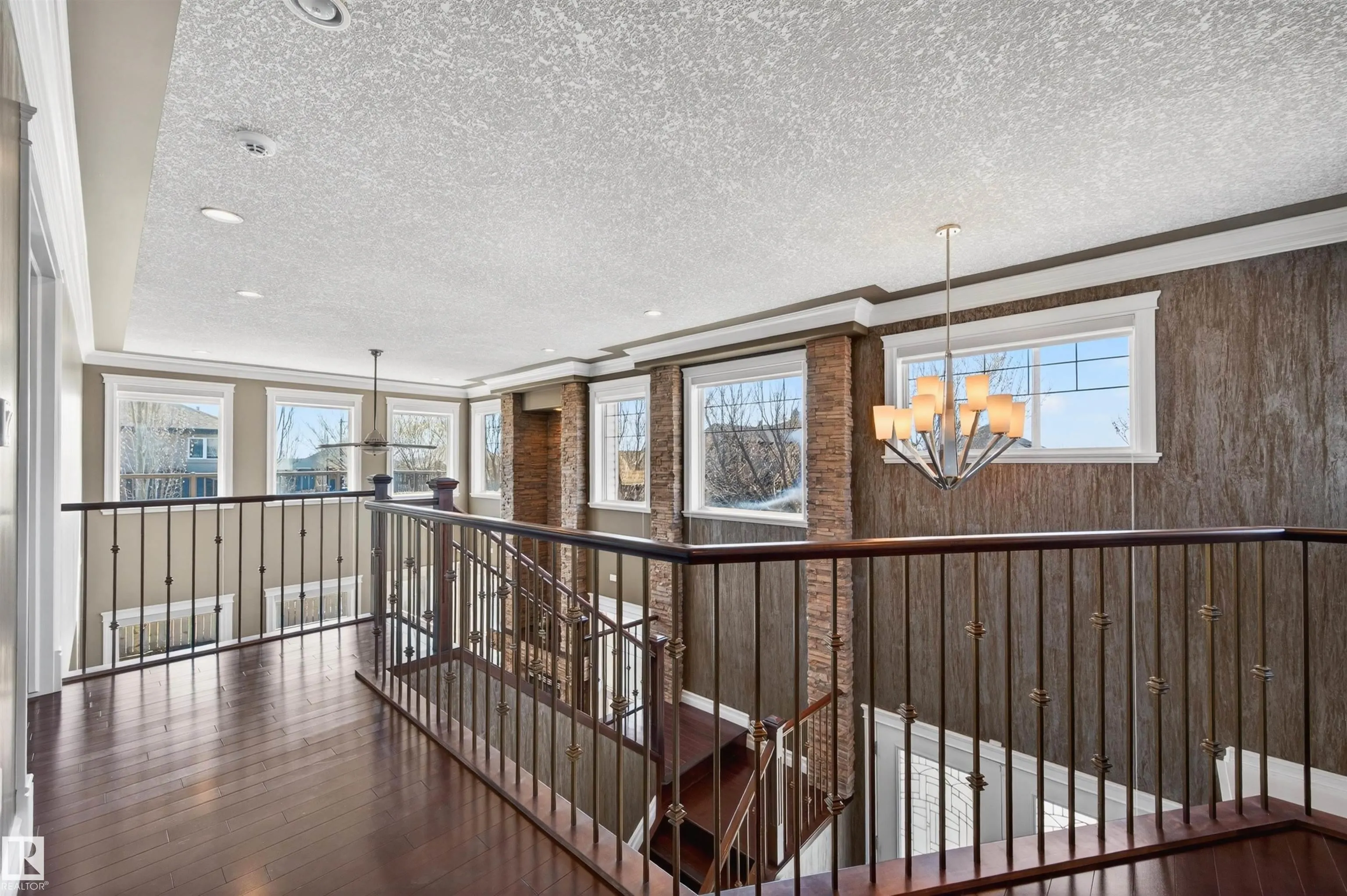 1254 ADAMSON Drive