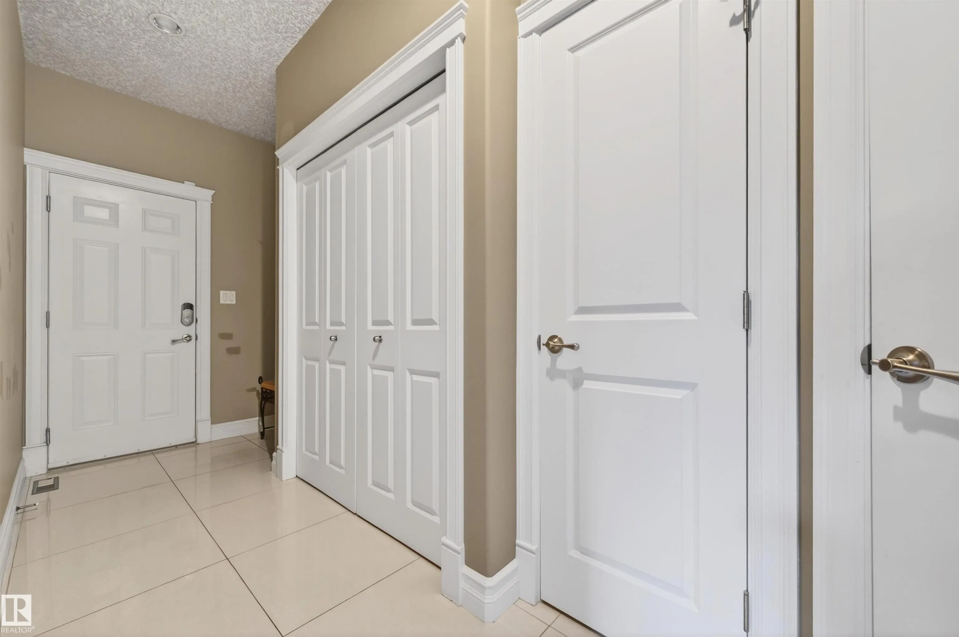 1254 ADAMSON Drive