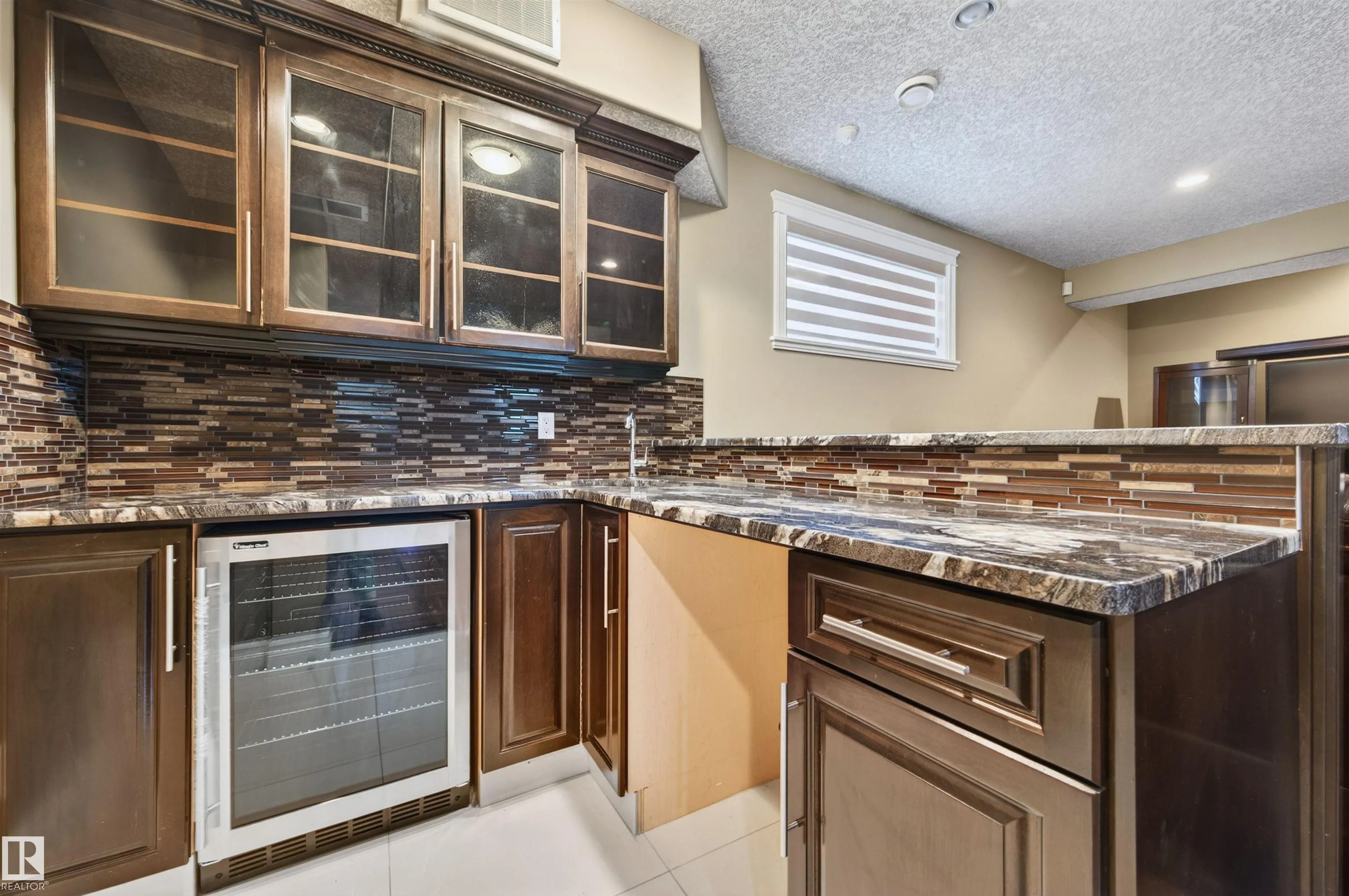 1254 ADAMSON Drive