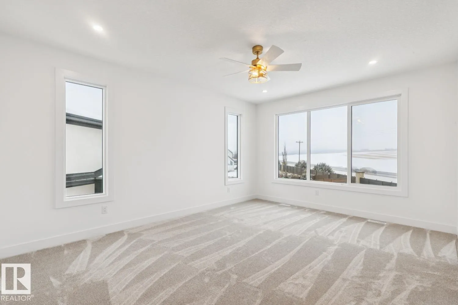 25122 STURGEON Road