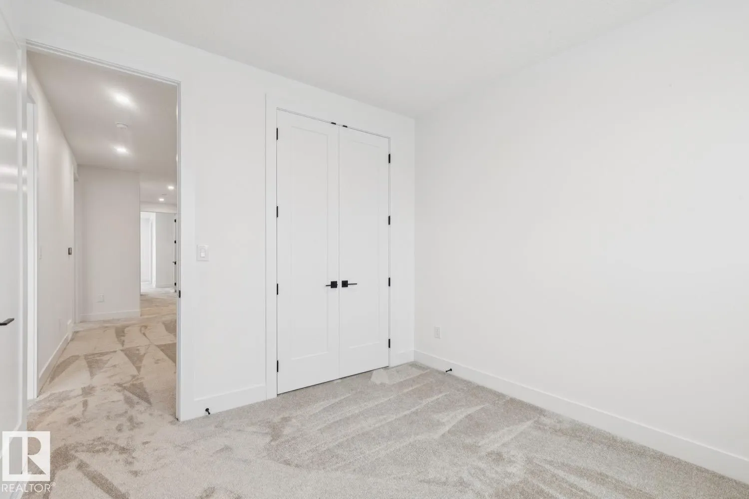 25122 STURGEON Road