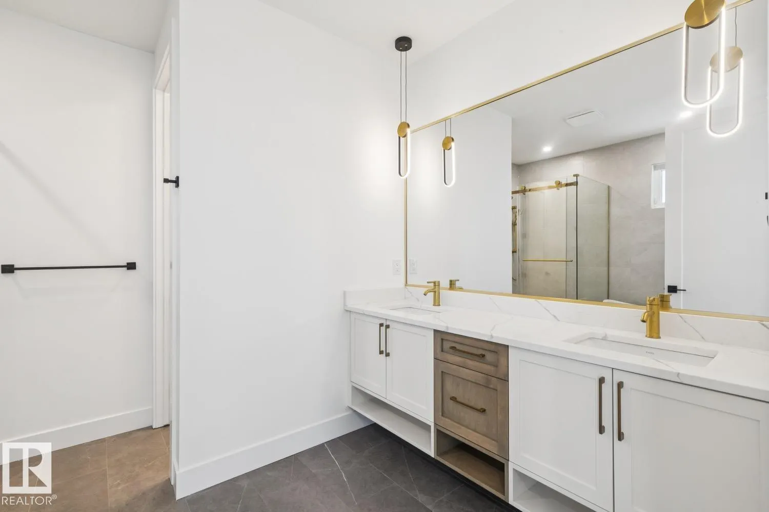 25122 STURGEON Road