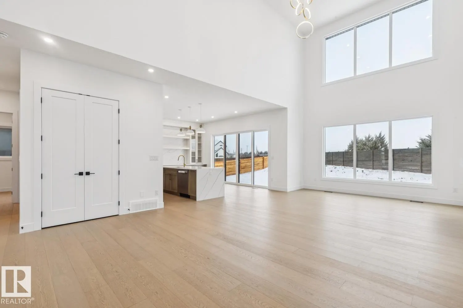 25122 STURGEON Road