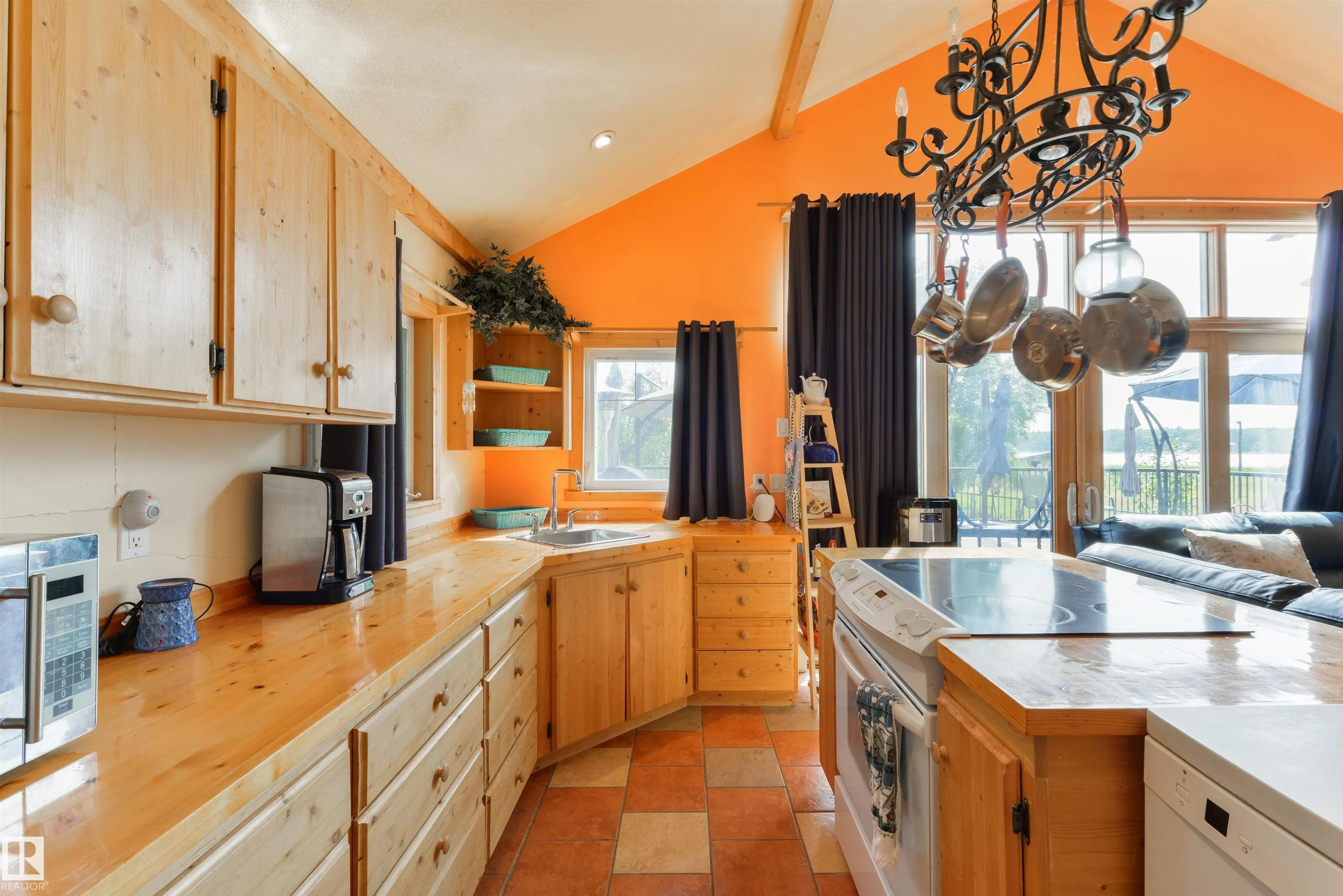 113 BAYVIEW Drive