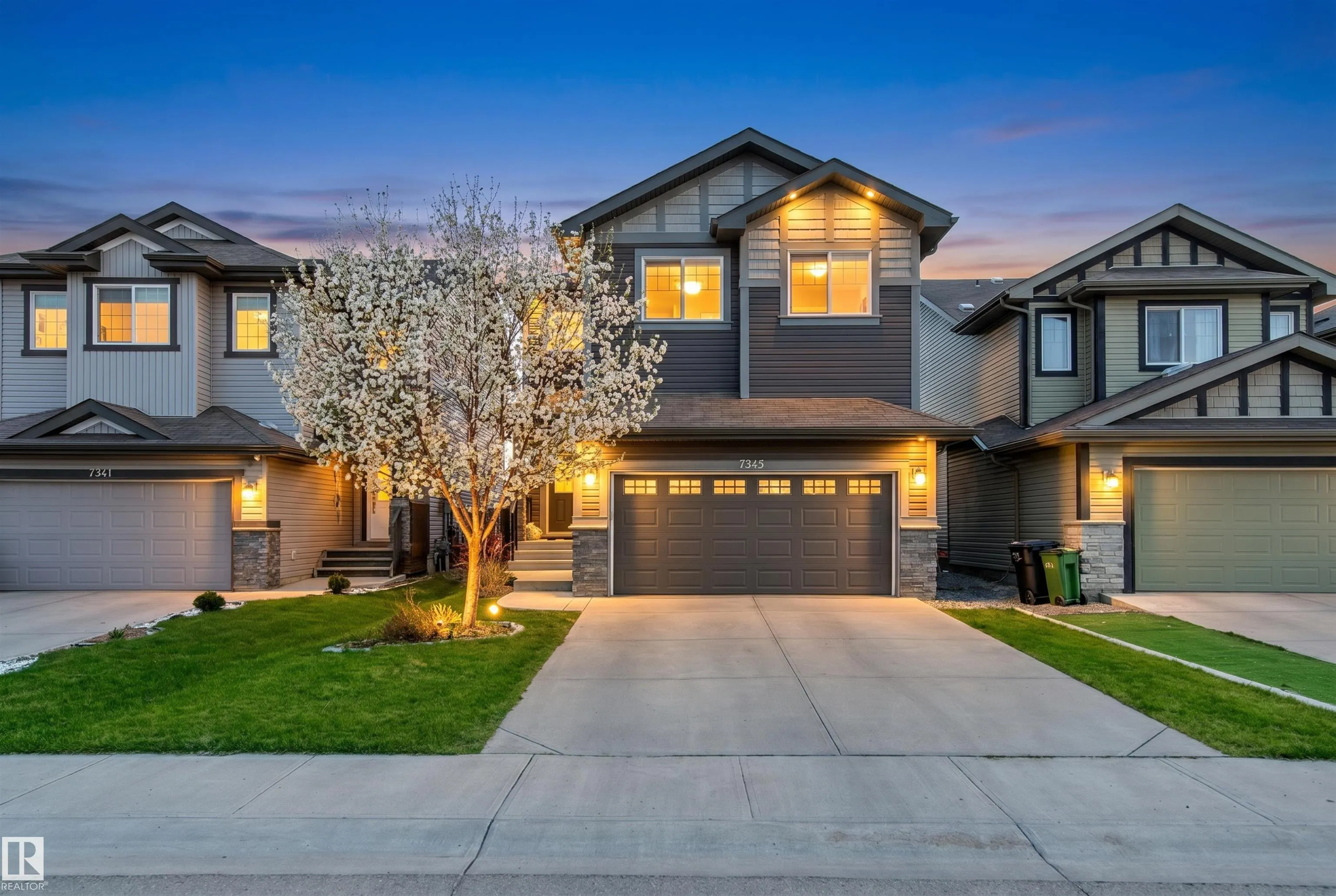 7343 ARMOUR Crescent