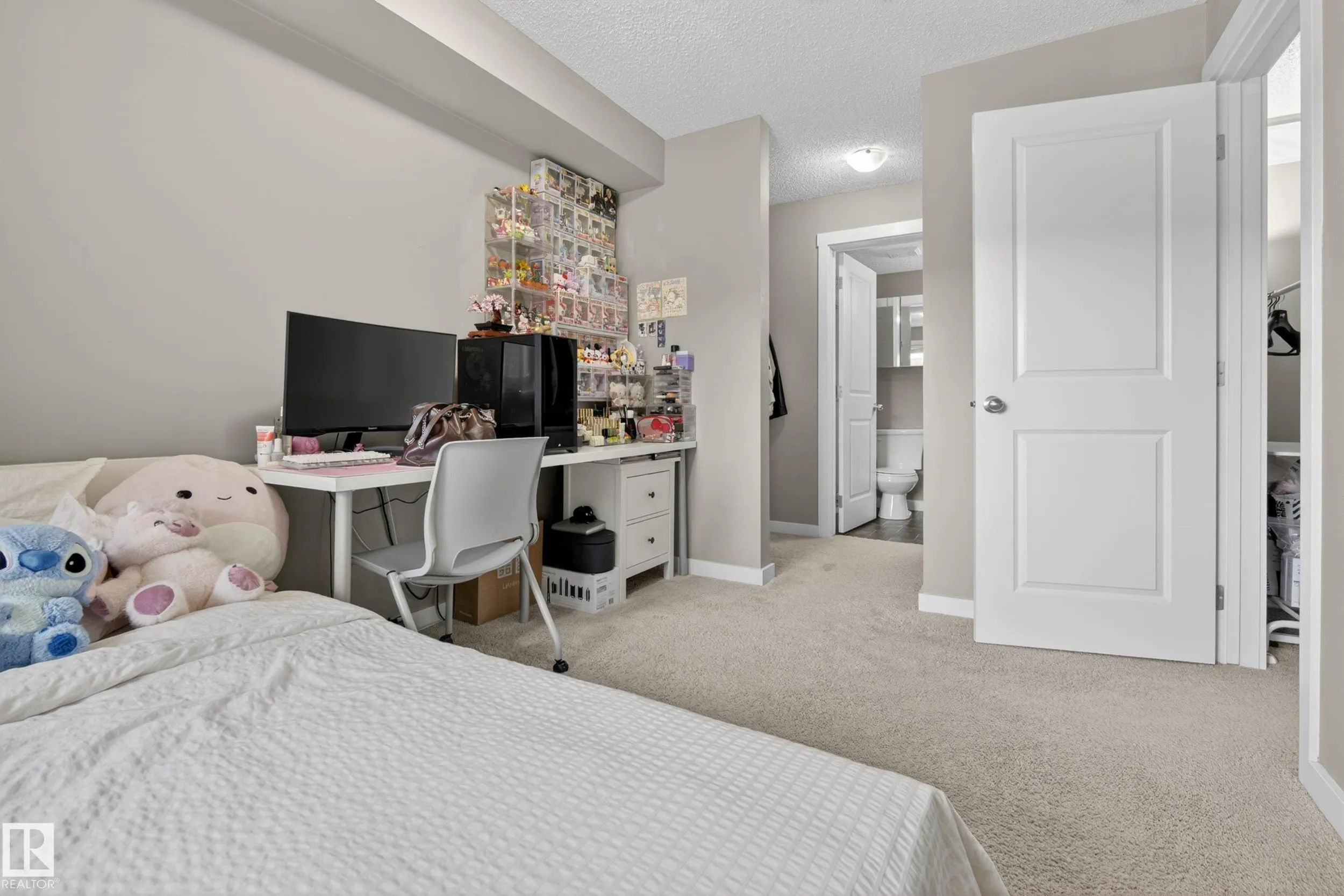3211 JAMES MOWATT Trail