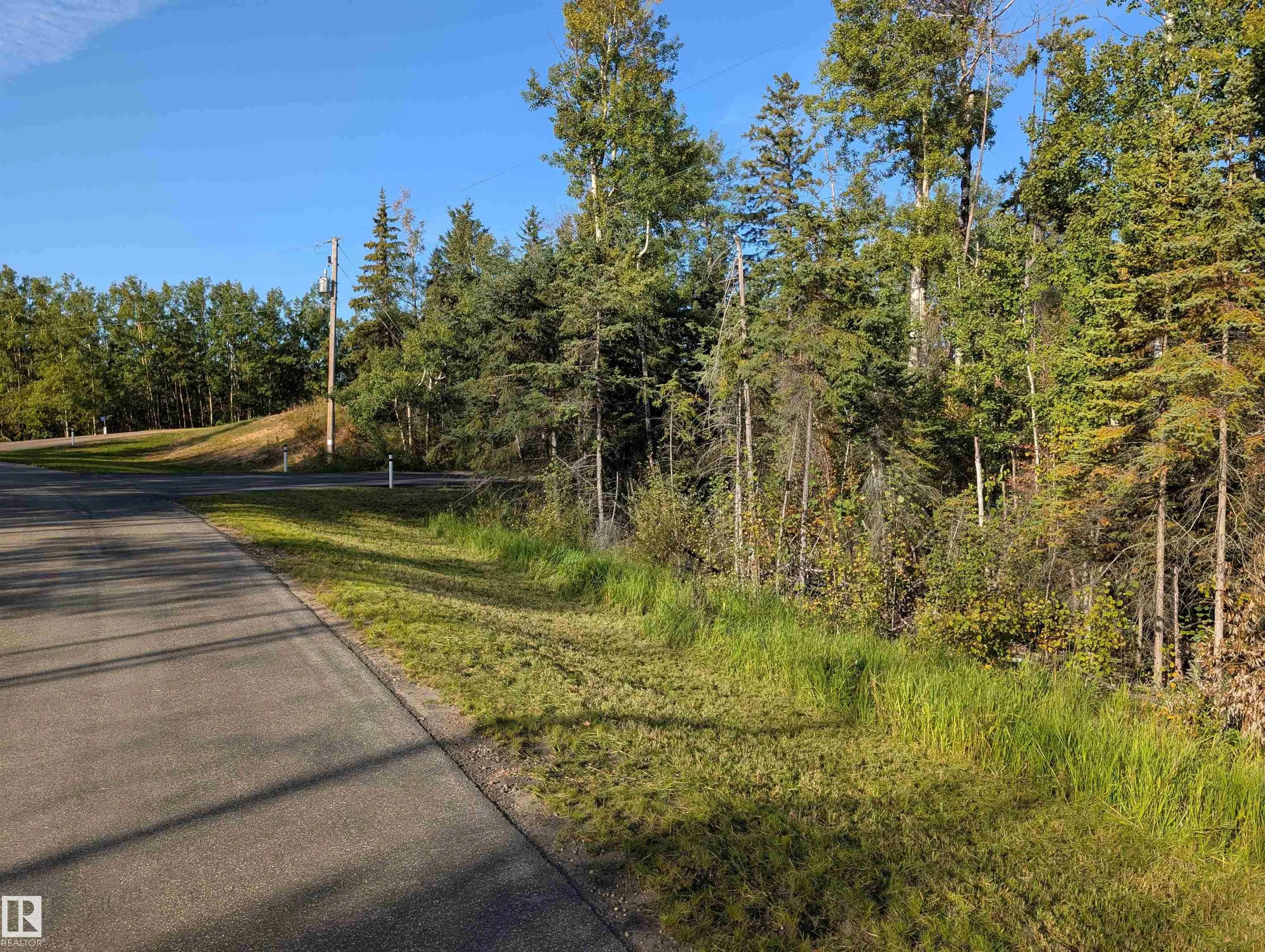 33 57108 Range Road 220