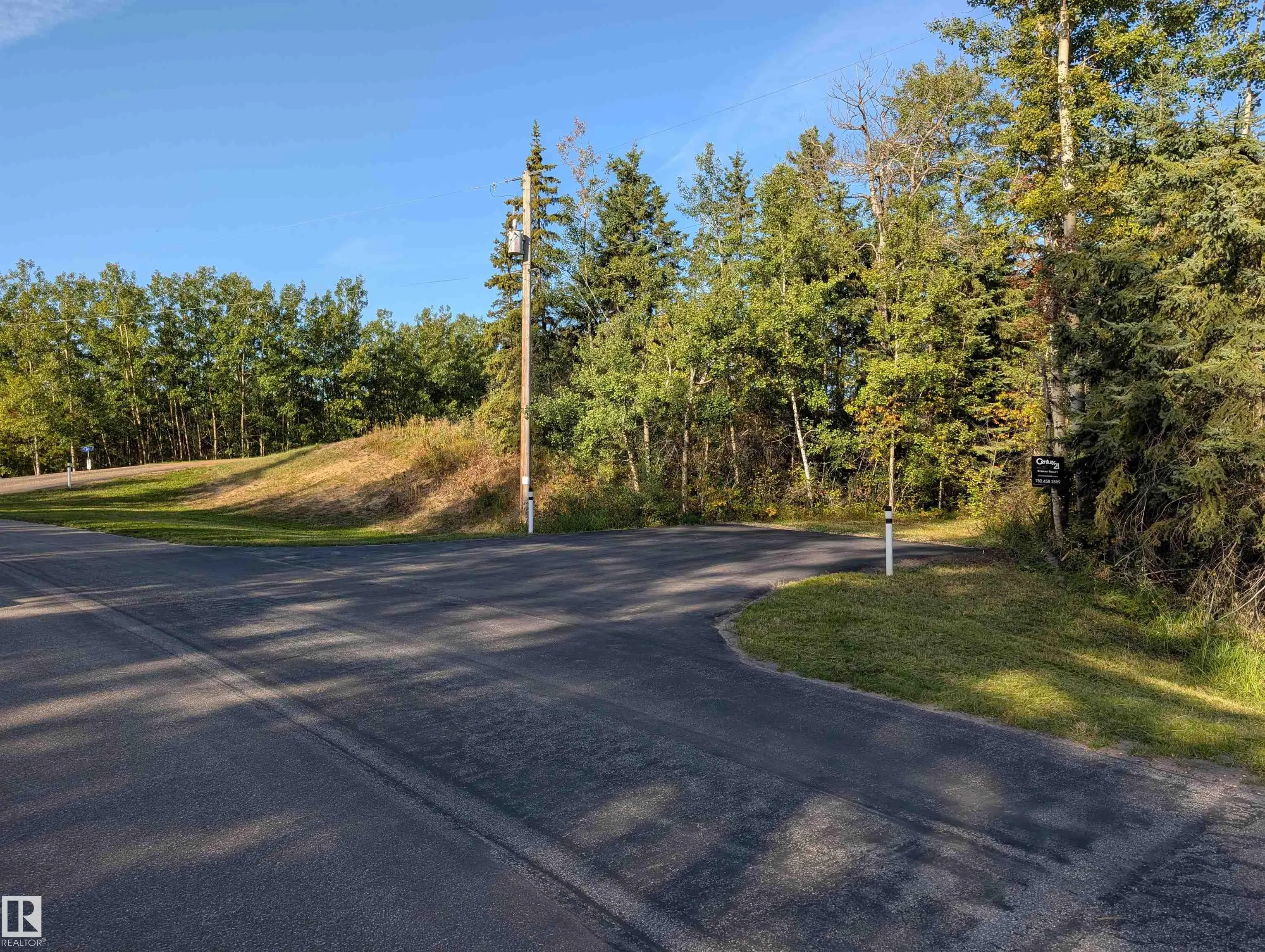 33 57108 Range Road 220