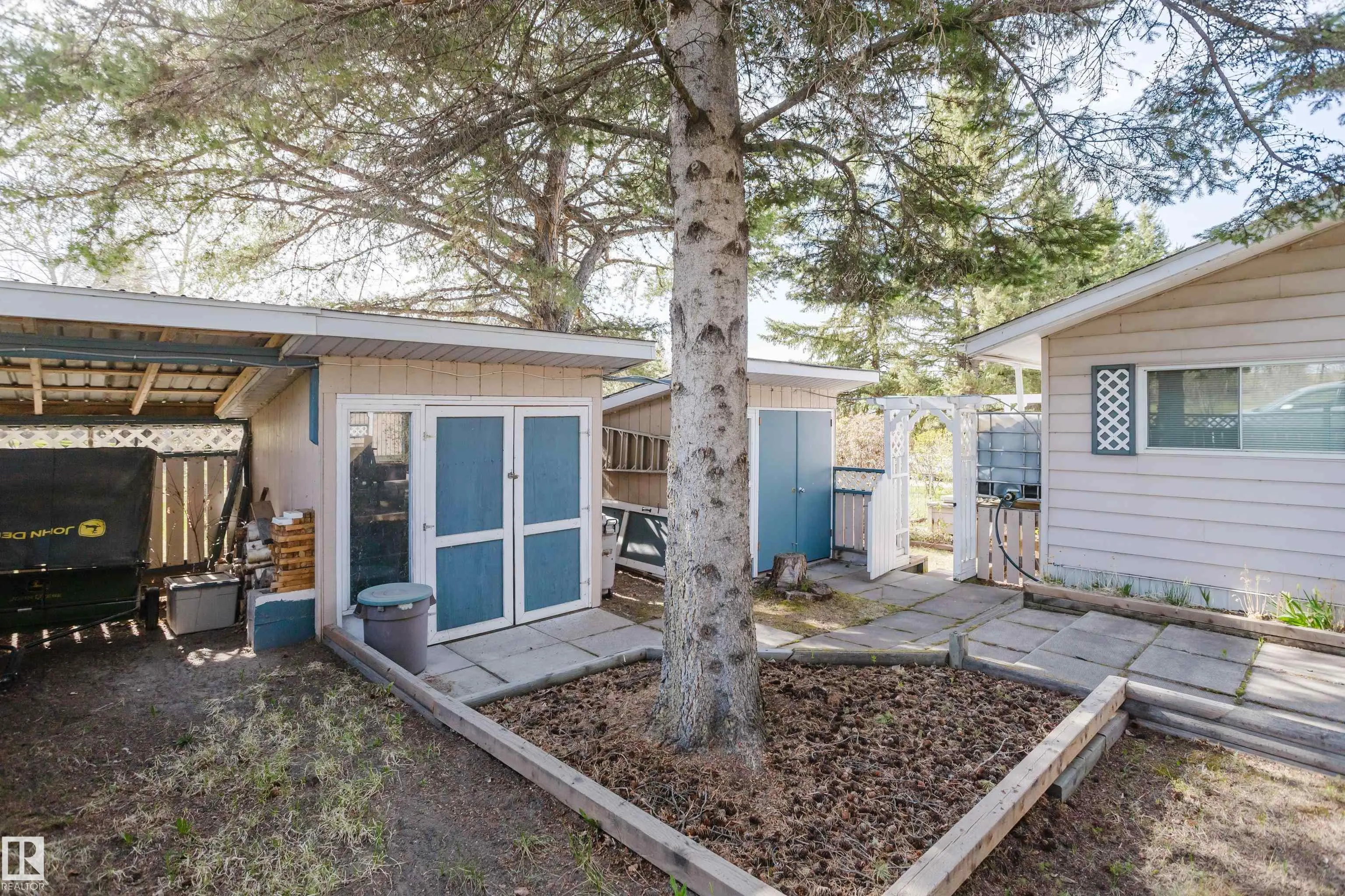 52515 RGE ROAD 52