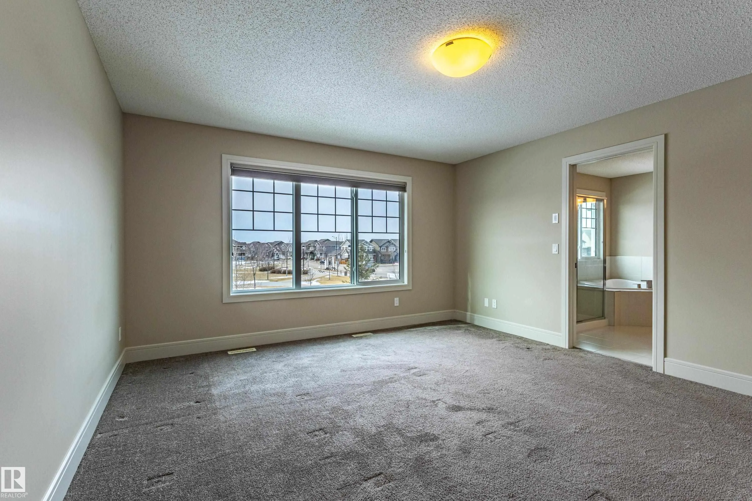 4906 Crabapple Lane
