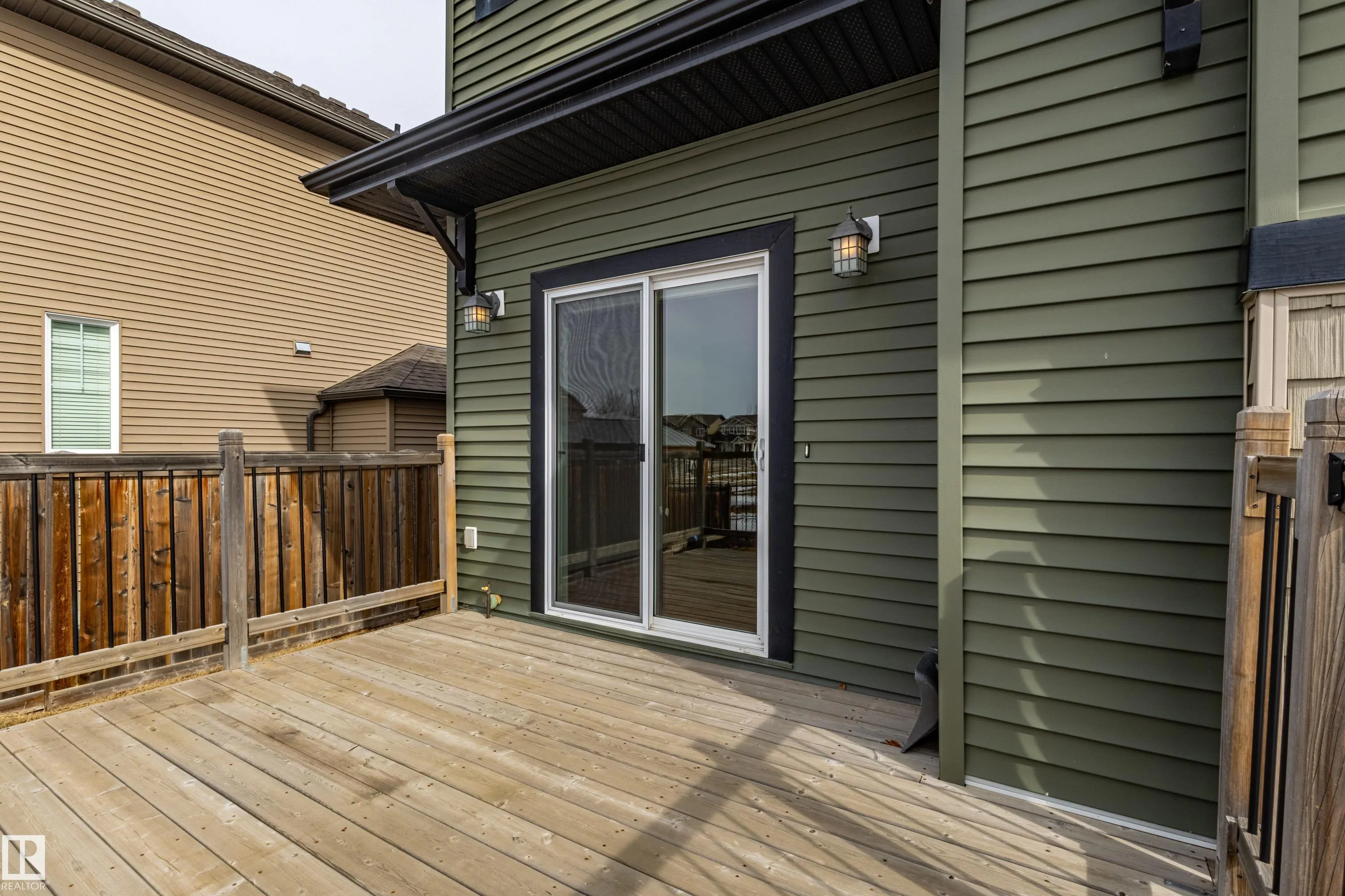 4906 Crabapple Lane