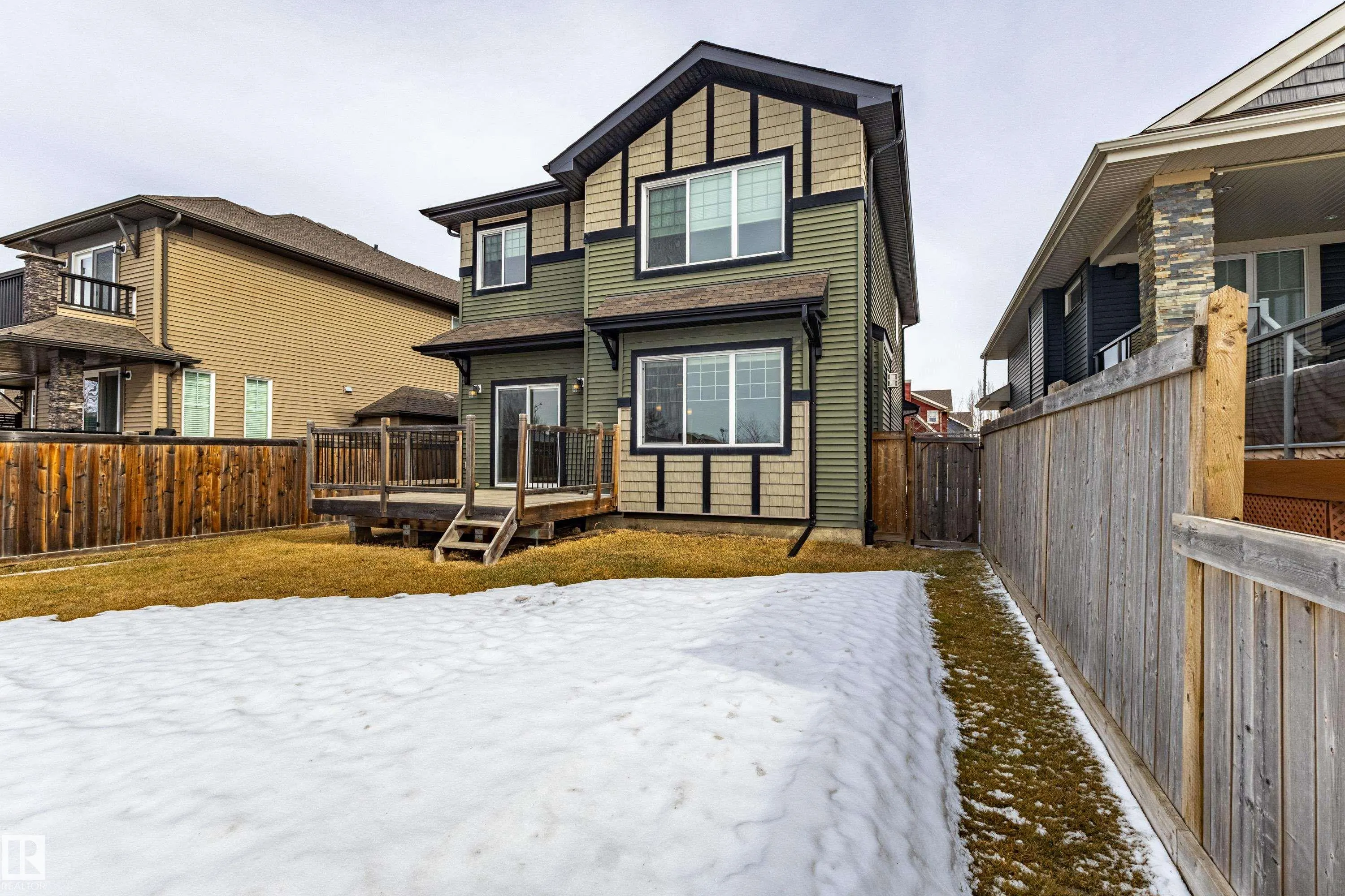 4906 Crabapple Lane
