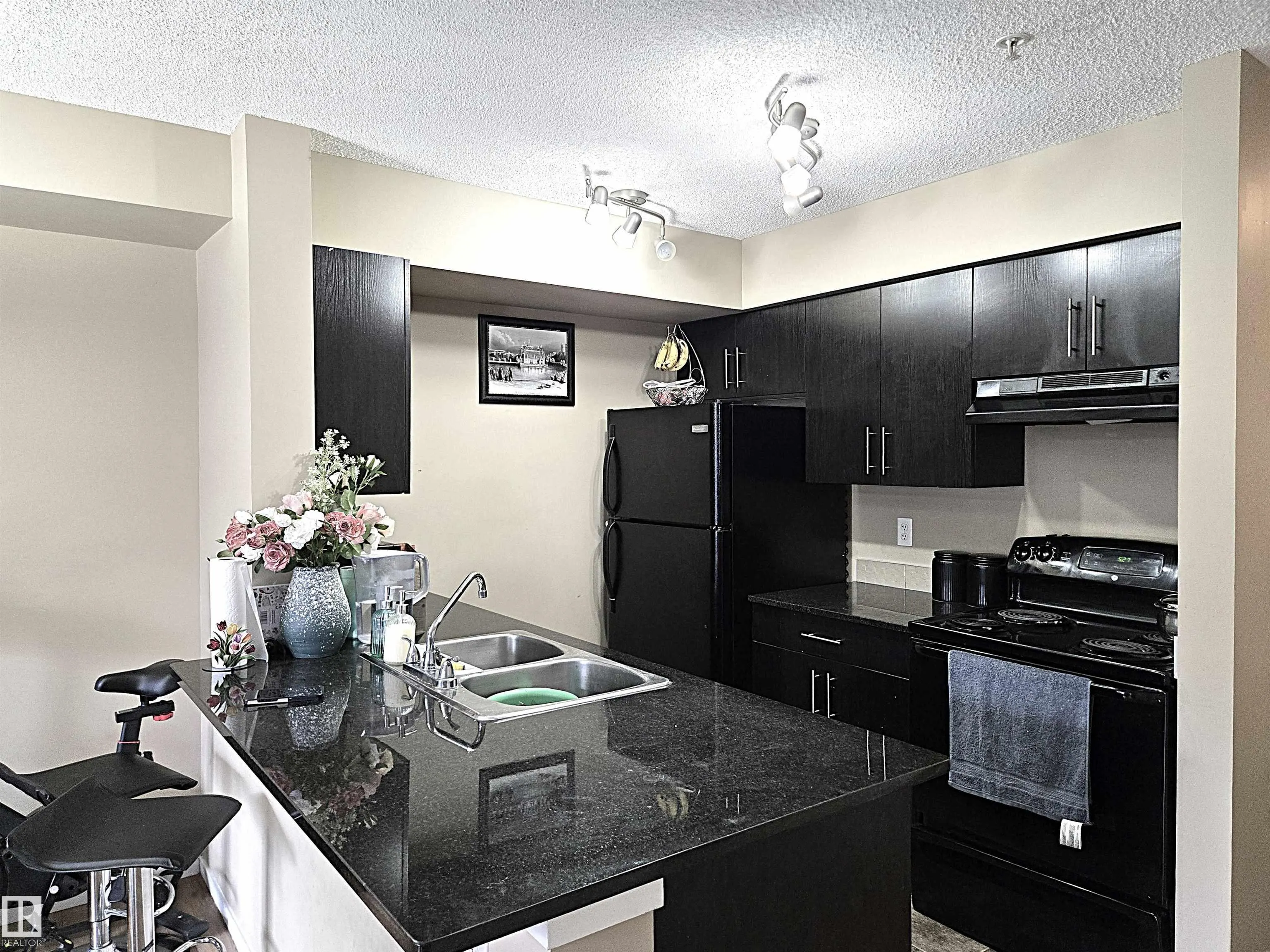 3207 JAMES MOWATT Trail
