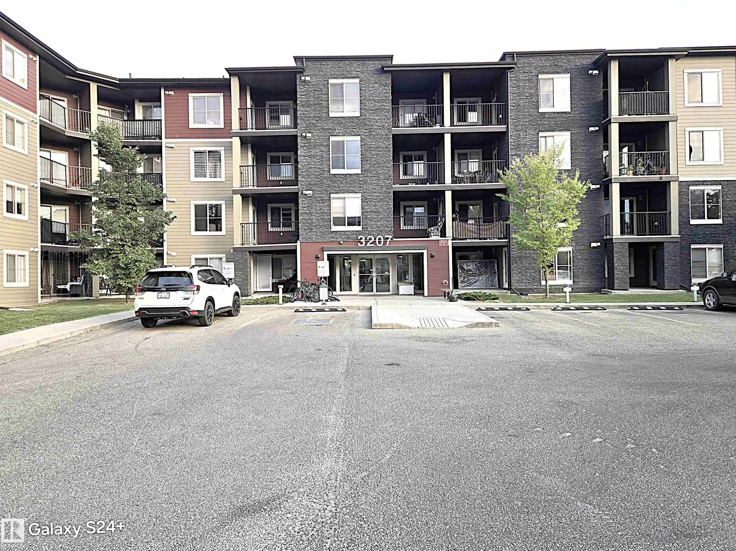 3207 JAMES MOWATT Trail