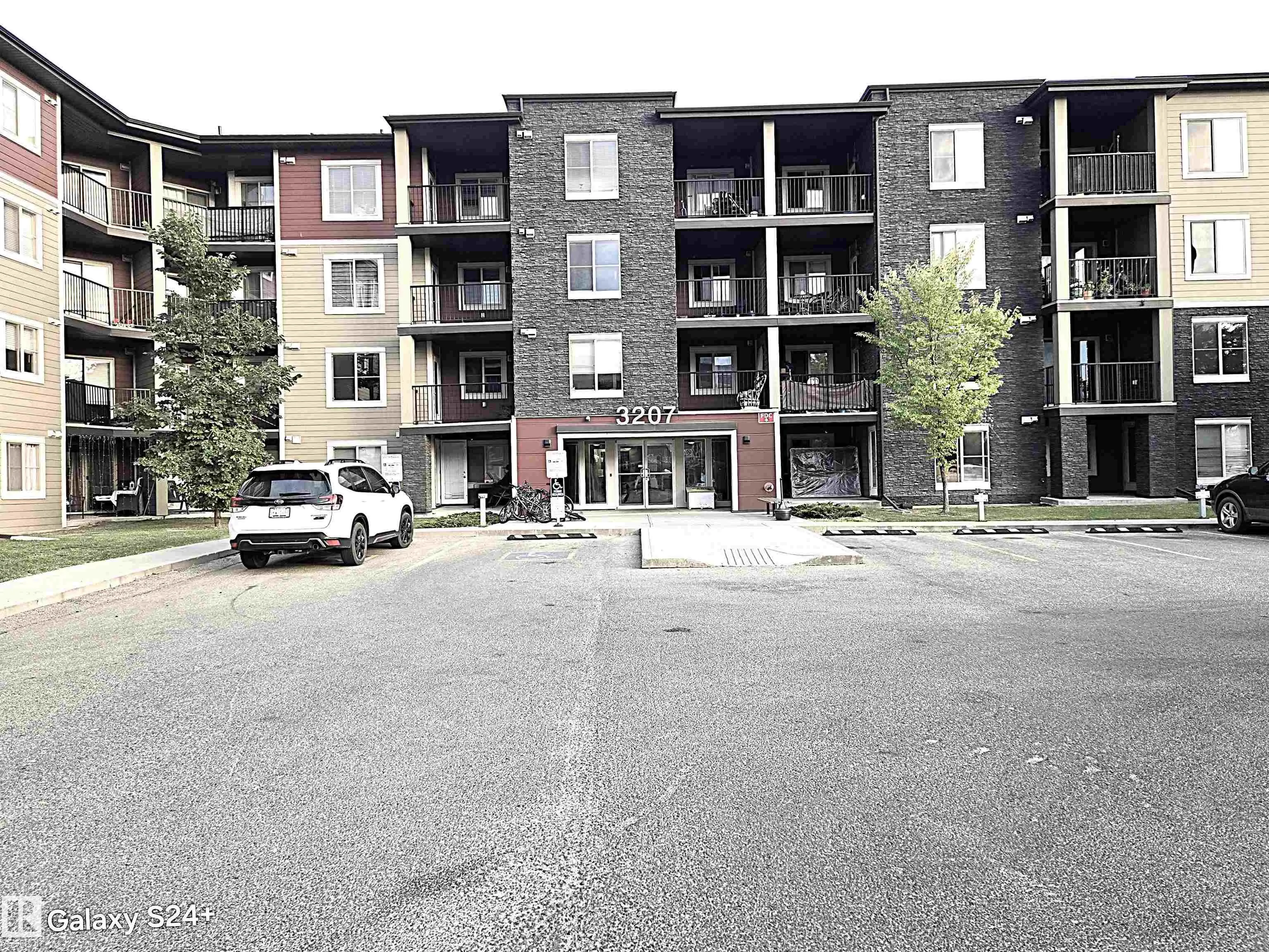 3207 JAMES MOWATT Trail