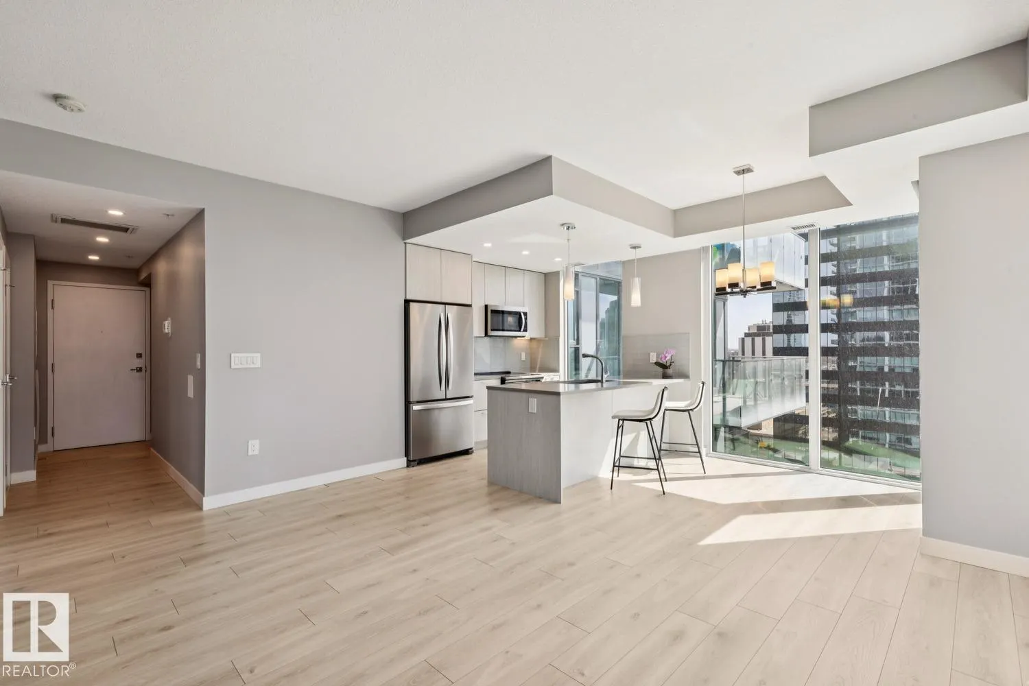 10180 103 Street