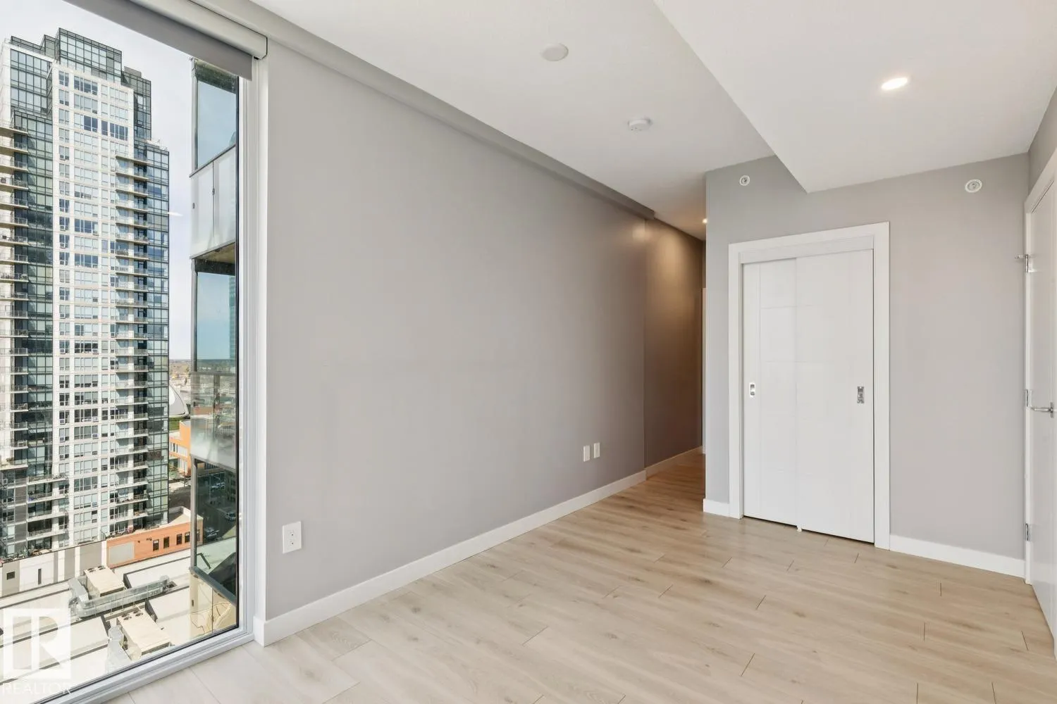 10180 103 Street