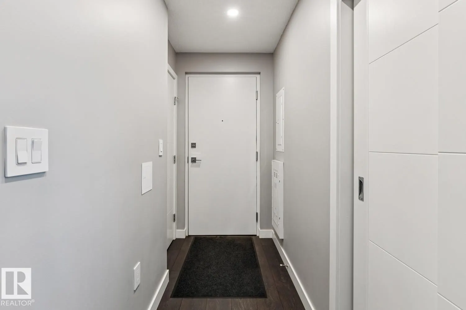 10180 103 Street