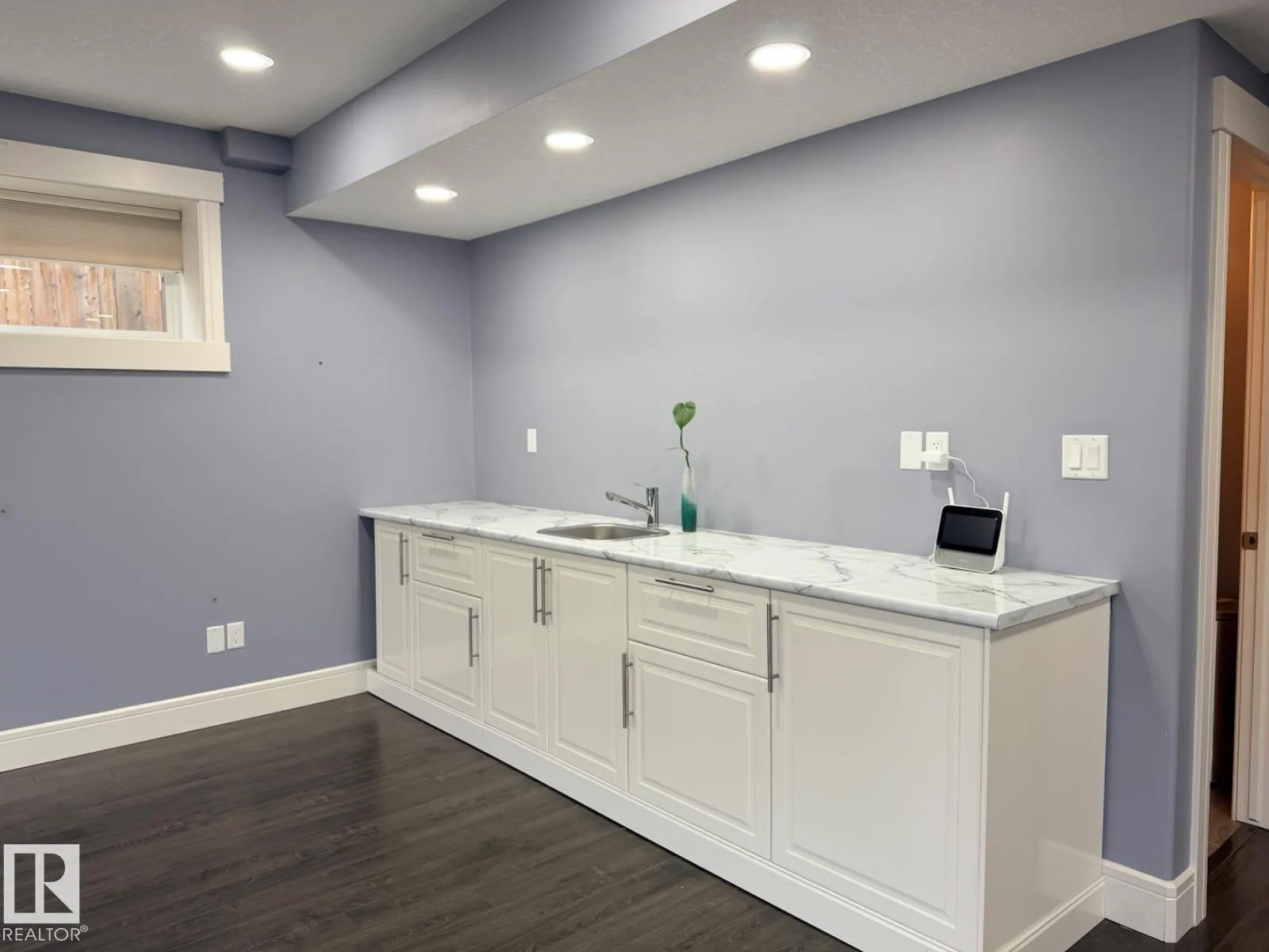 648 178 Street
