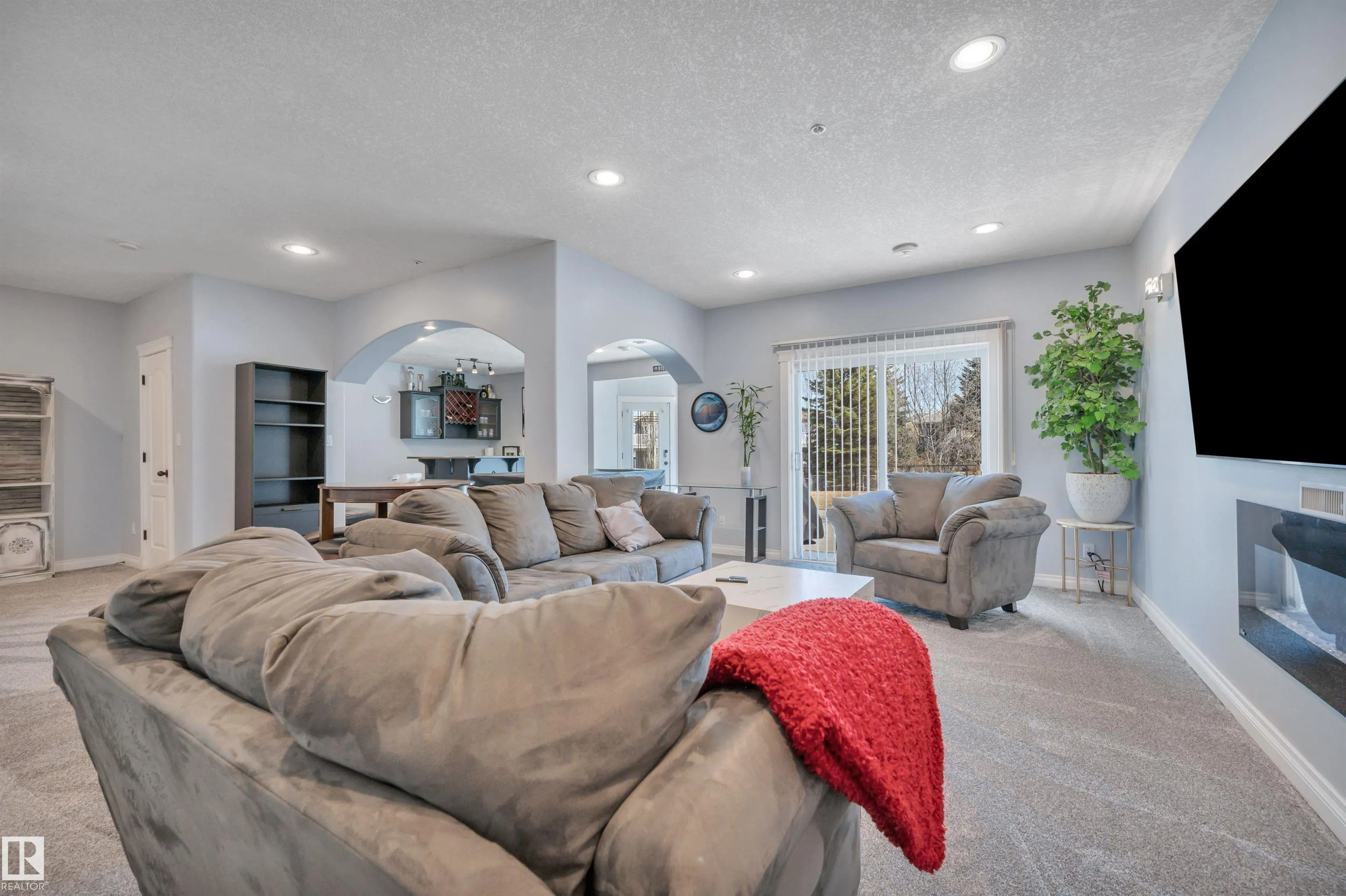 52304 RGE ROAD 233