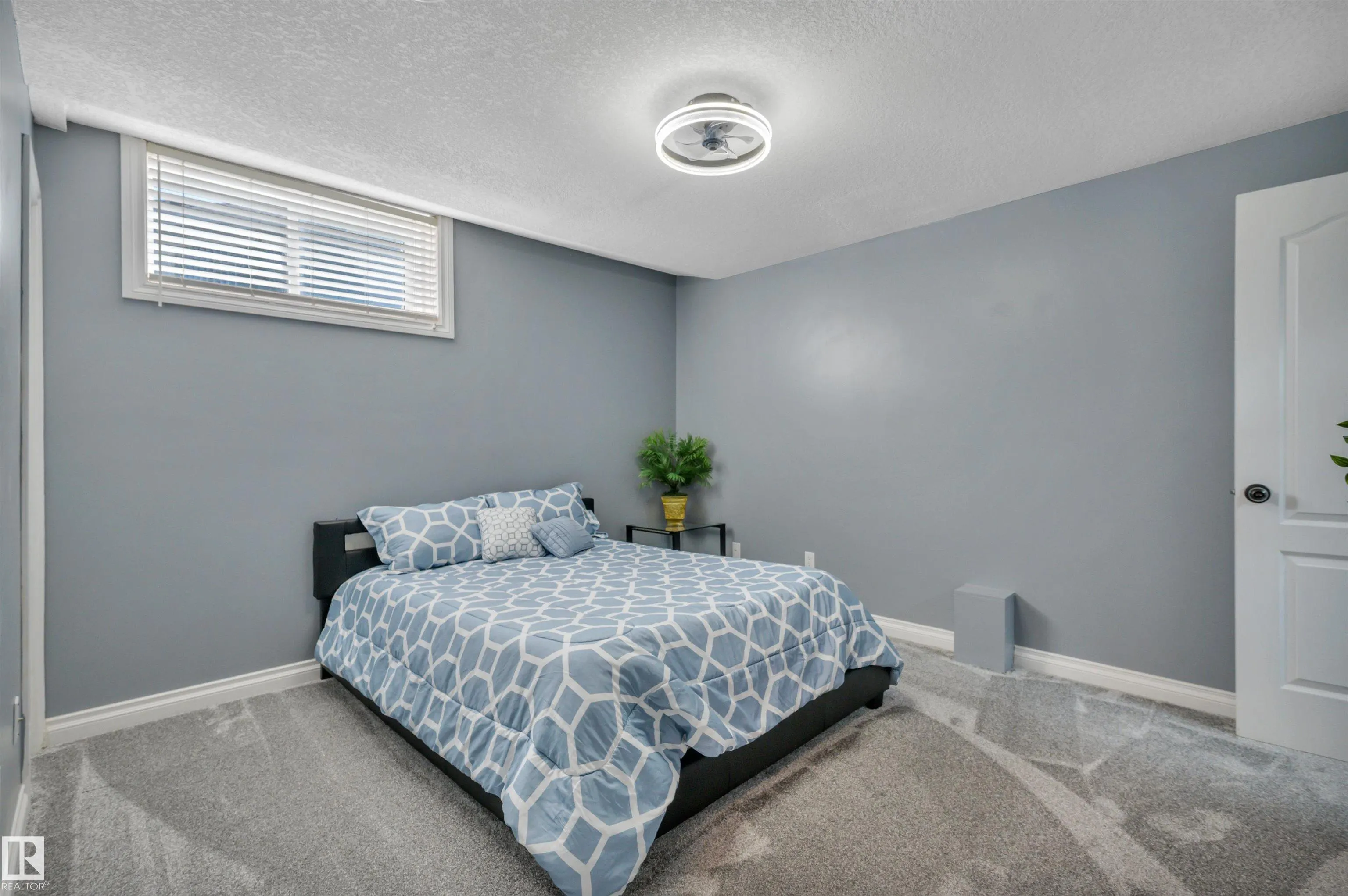 52304 RGE ROAD 233