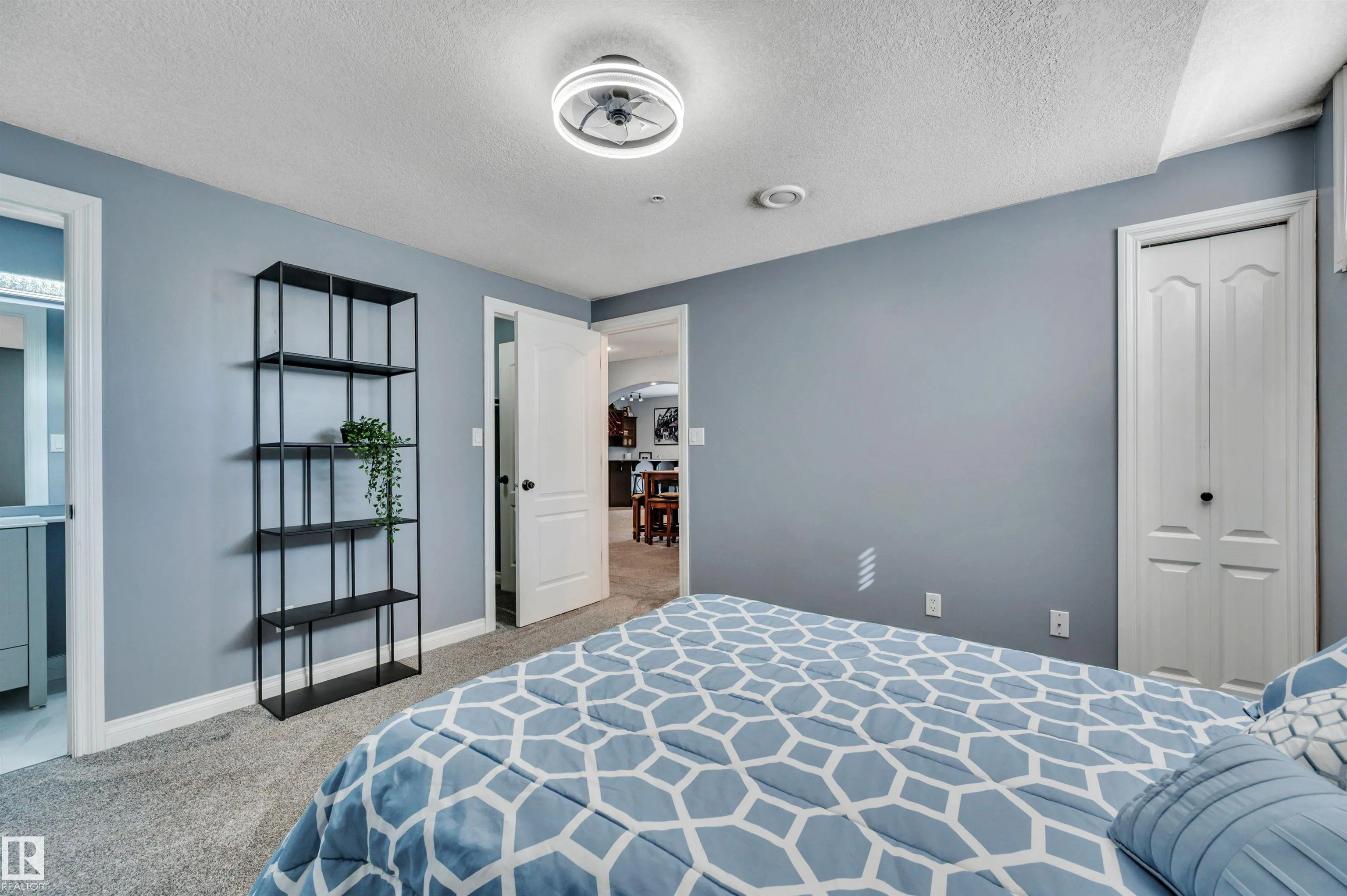 52304 RGE ROAD 233