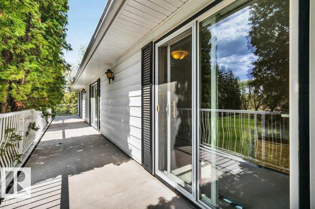 260 Windermere Drive