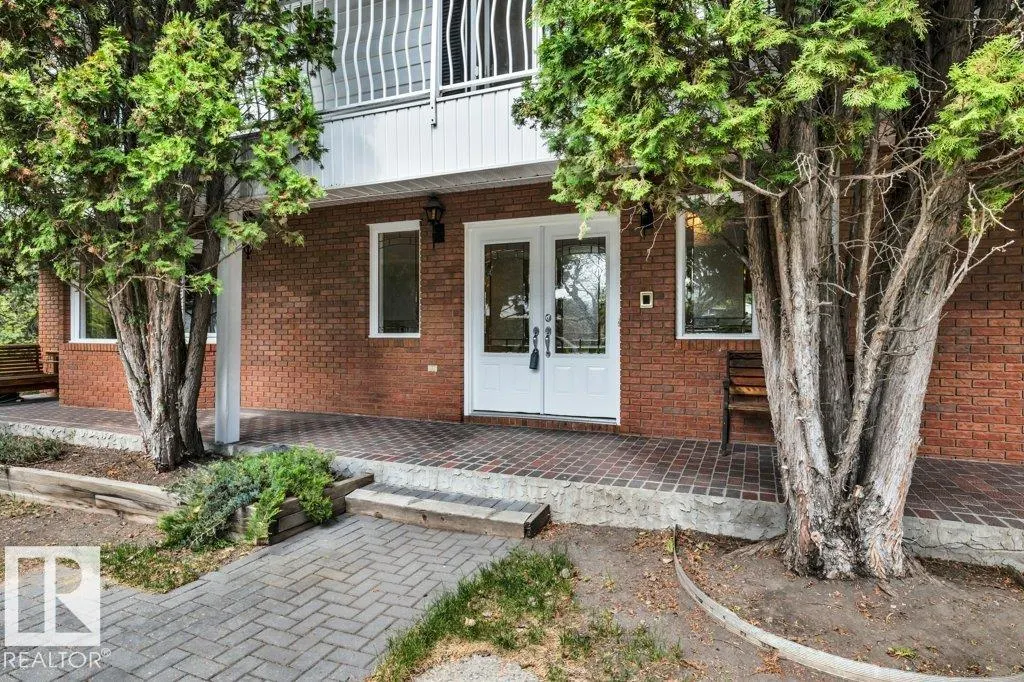 260 Windermere Drive