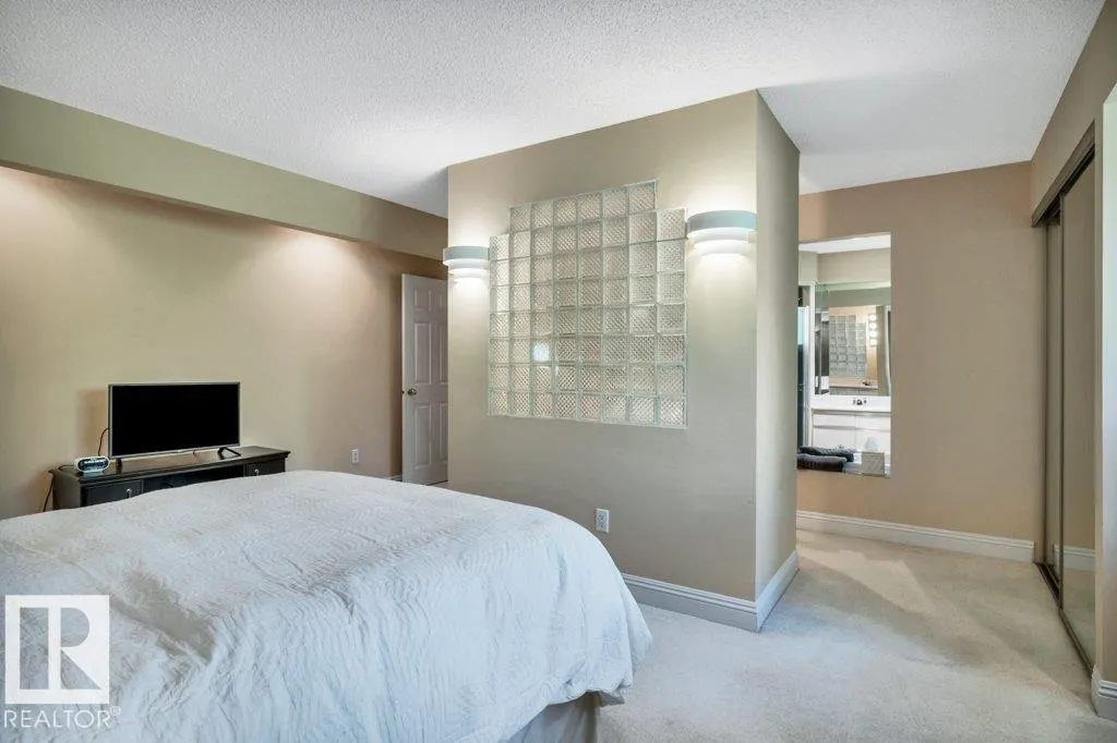 260 Windermere Drive