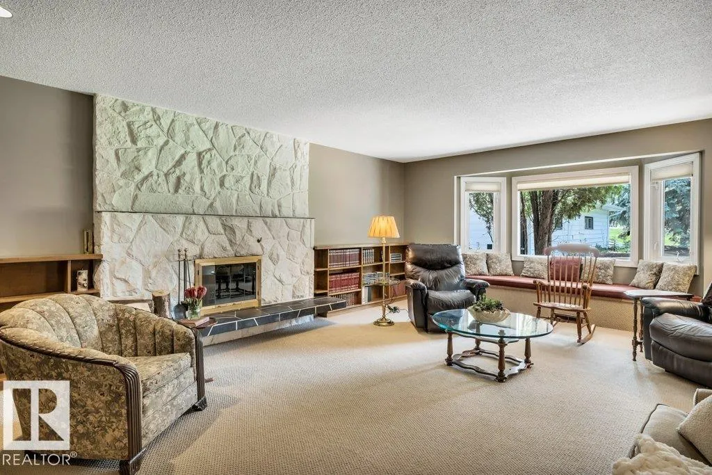 260 Windermere Drive