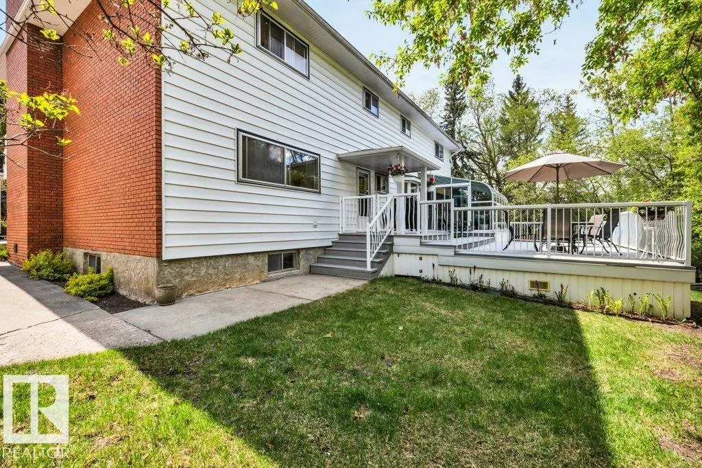 260 Windermere Drive