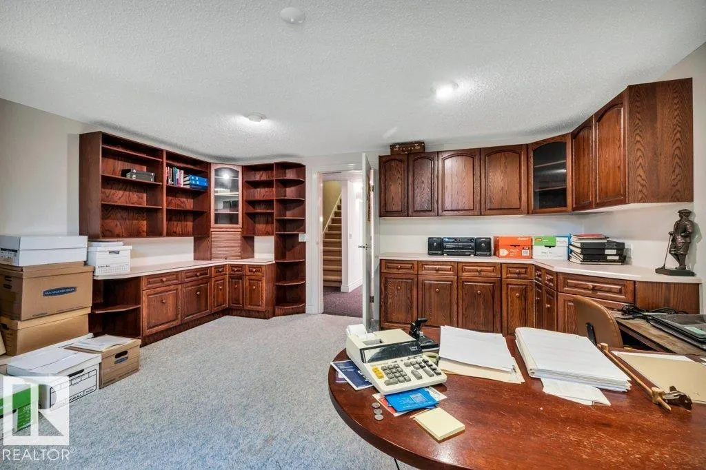 260 Windermere Drive