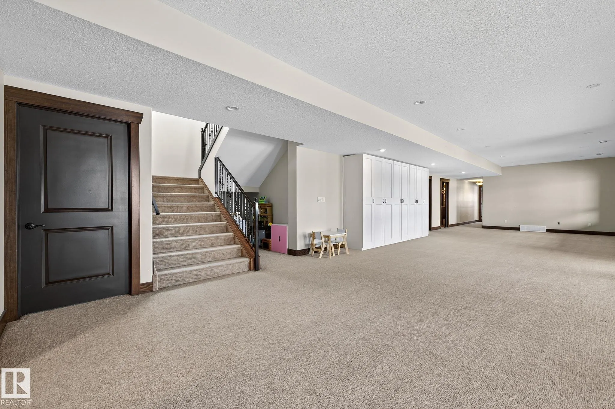 56229 RGE ROAD 242